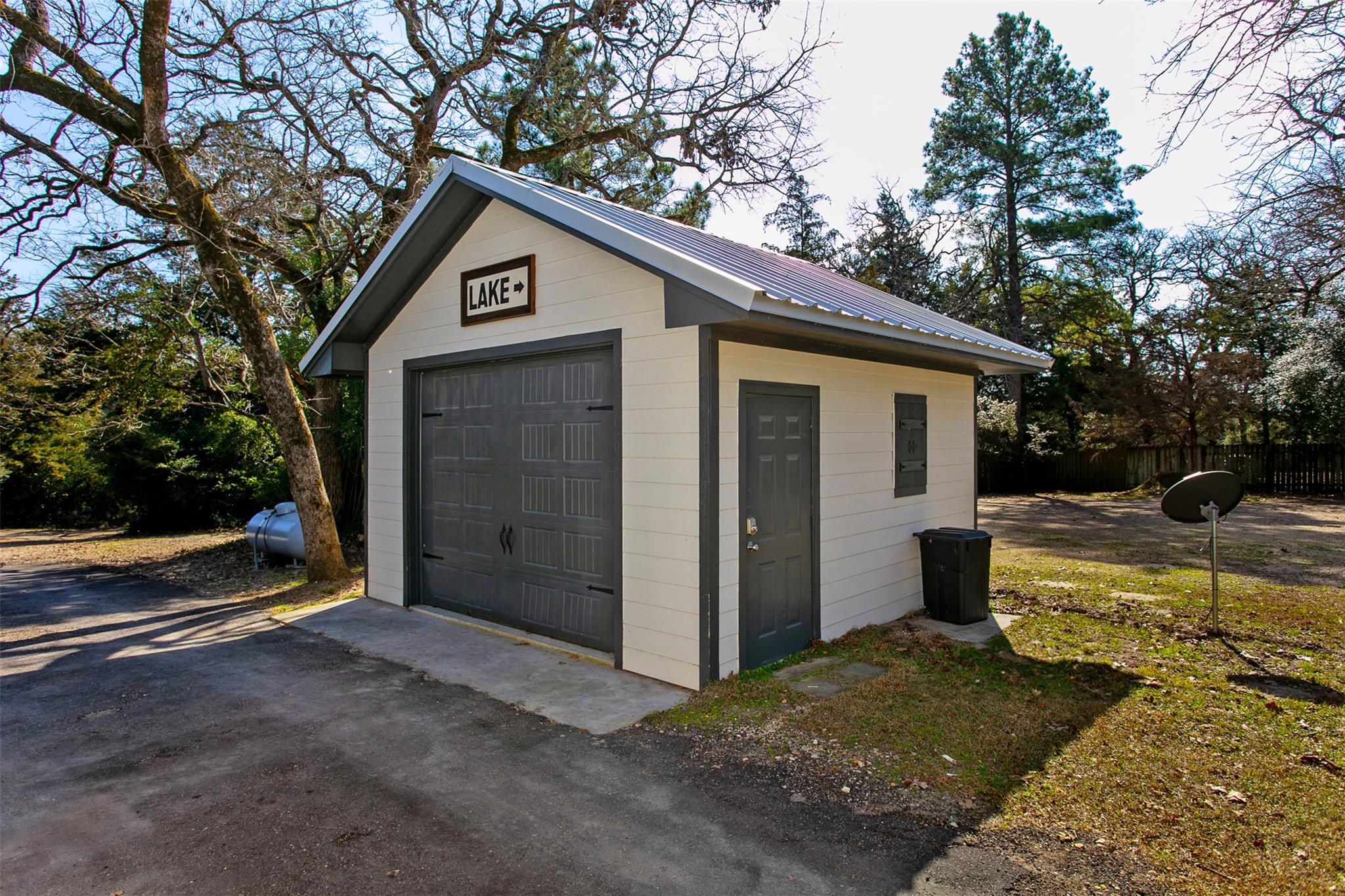 11092 Riley Green Rds # 121, Franklin, TX 77856