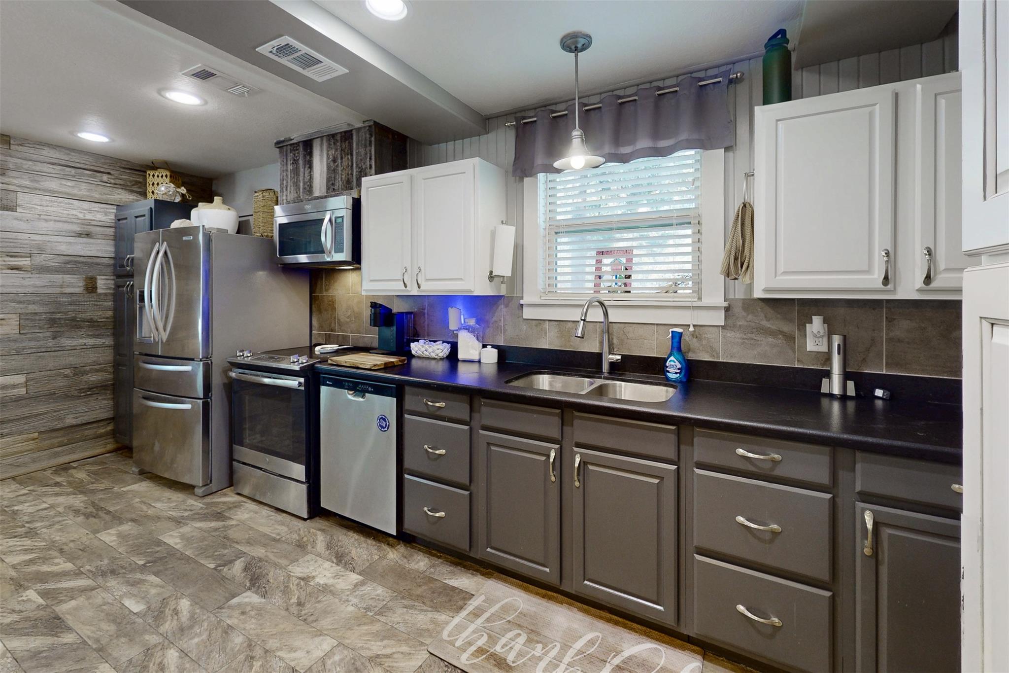 11092 Riley Green Rds # 121, Franklin, TX 77856