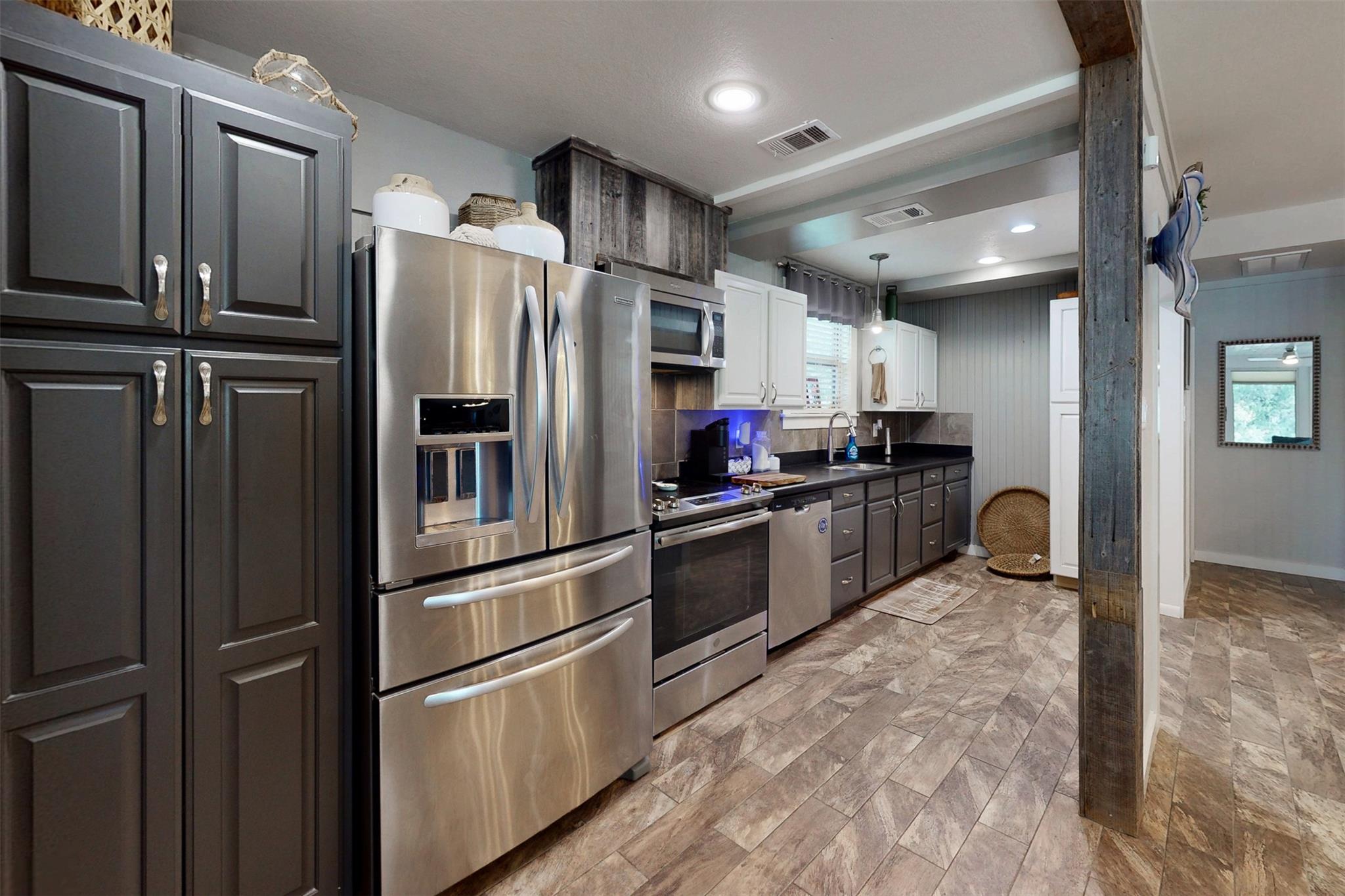 11092 Riley Green Rds # 121, Franklin, TX 77856