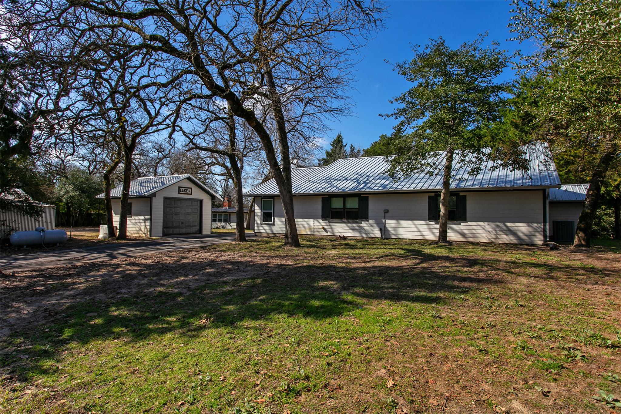 11092 Riley Green Rds # 121, Franklin, TX 77856