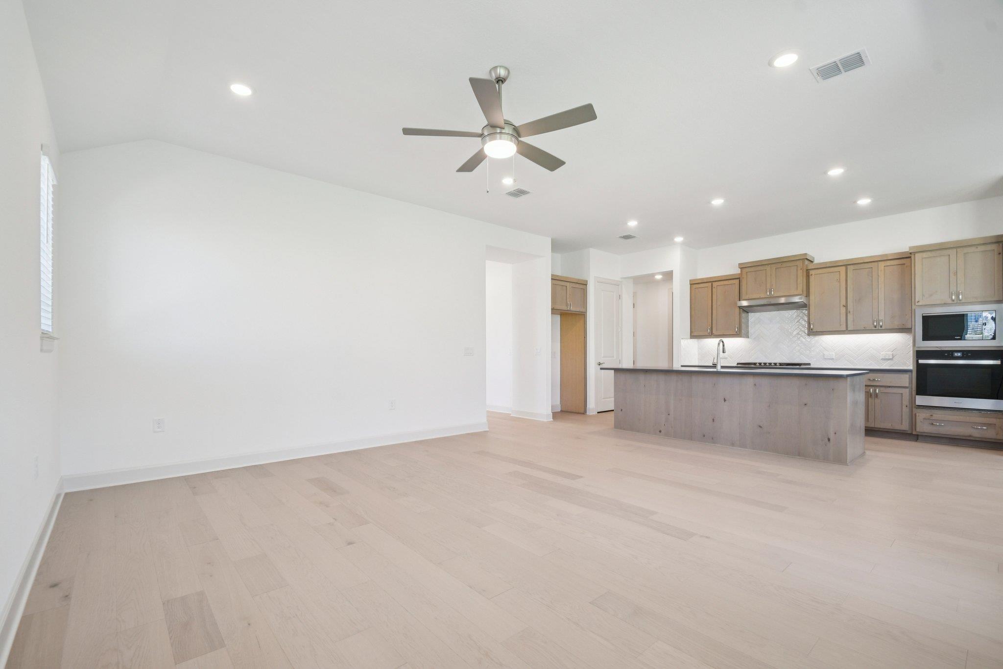 104 Wild Honeysuckle Way, San Marcos, TX 78666