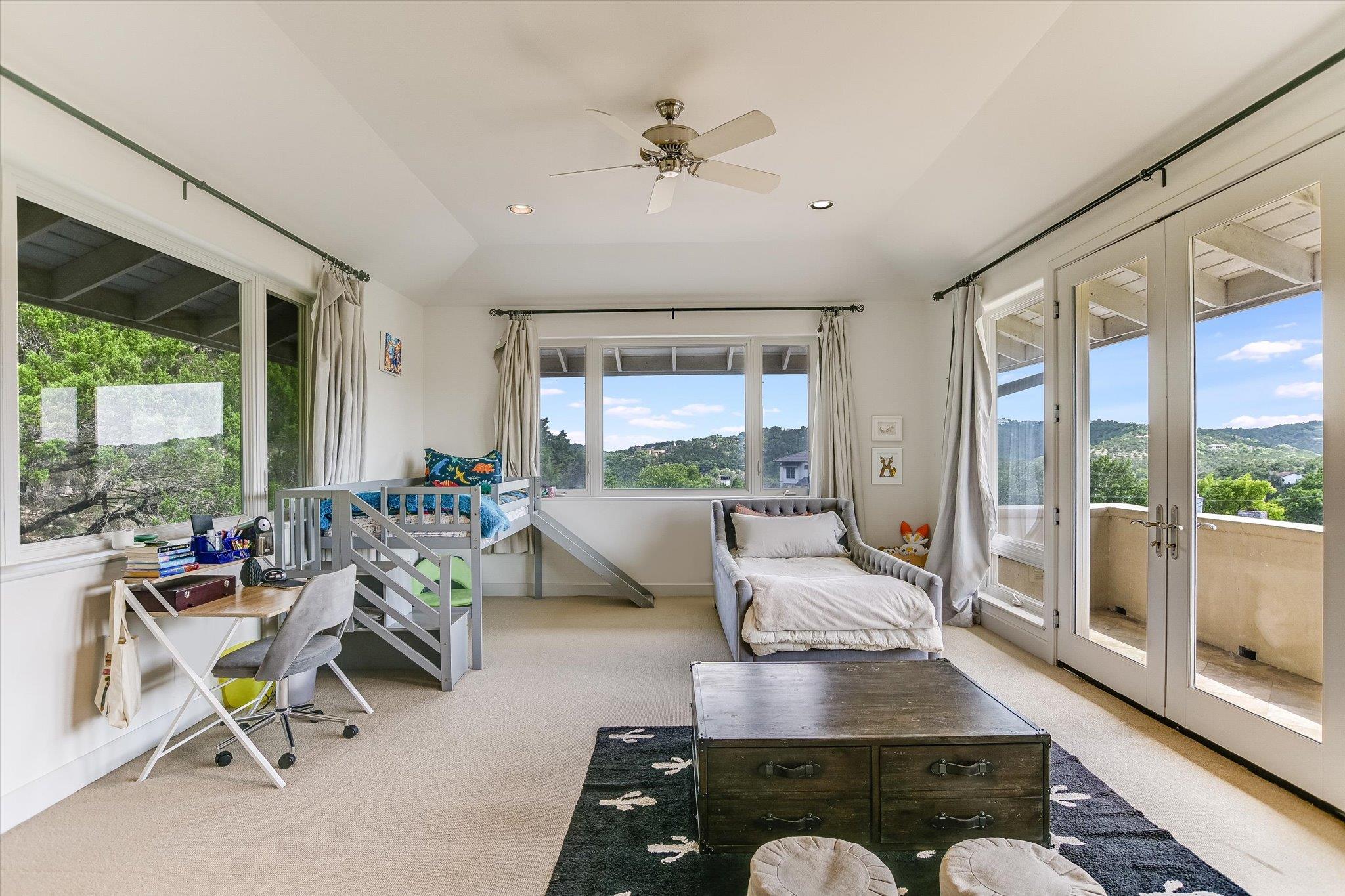 5304 Scenic View Dr, Austin, TX 78746