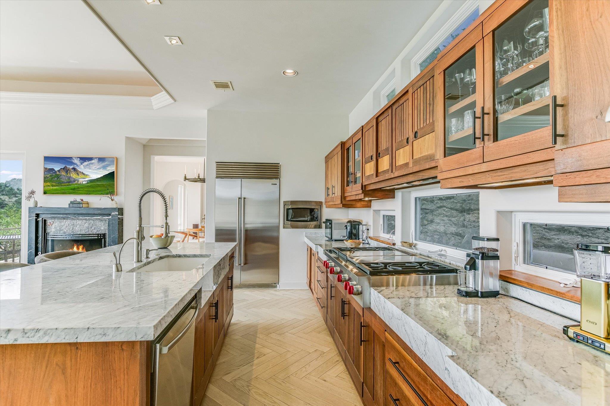 5304 Scenic View Dr, Austin, TX 78746