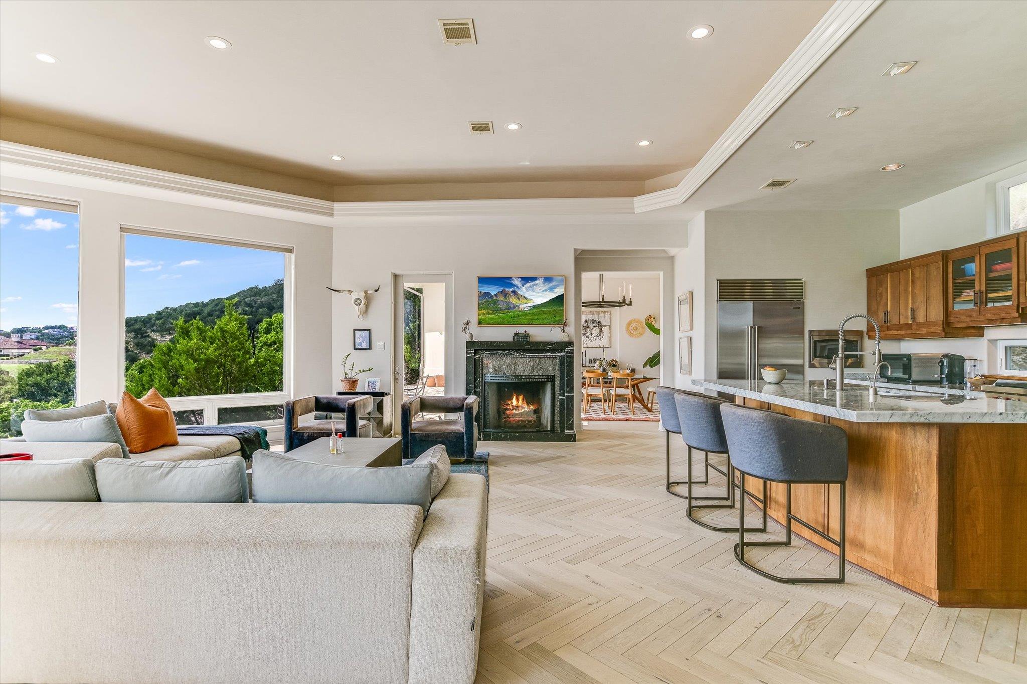 5304 Scenic View Dr, Austin, TX 78746