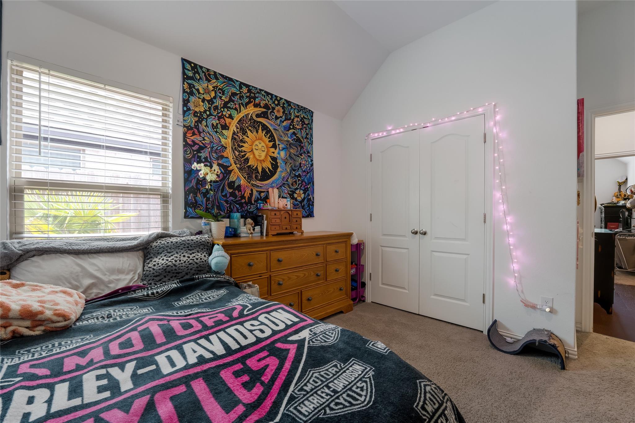 322 Jefferson Dr, Kyle, TX 78640