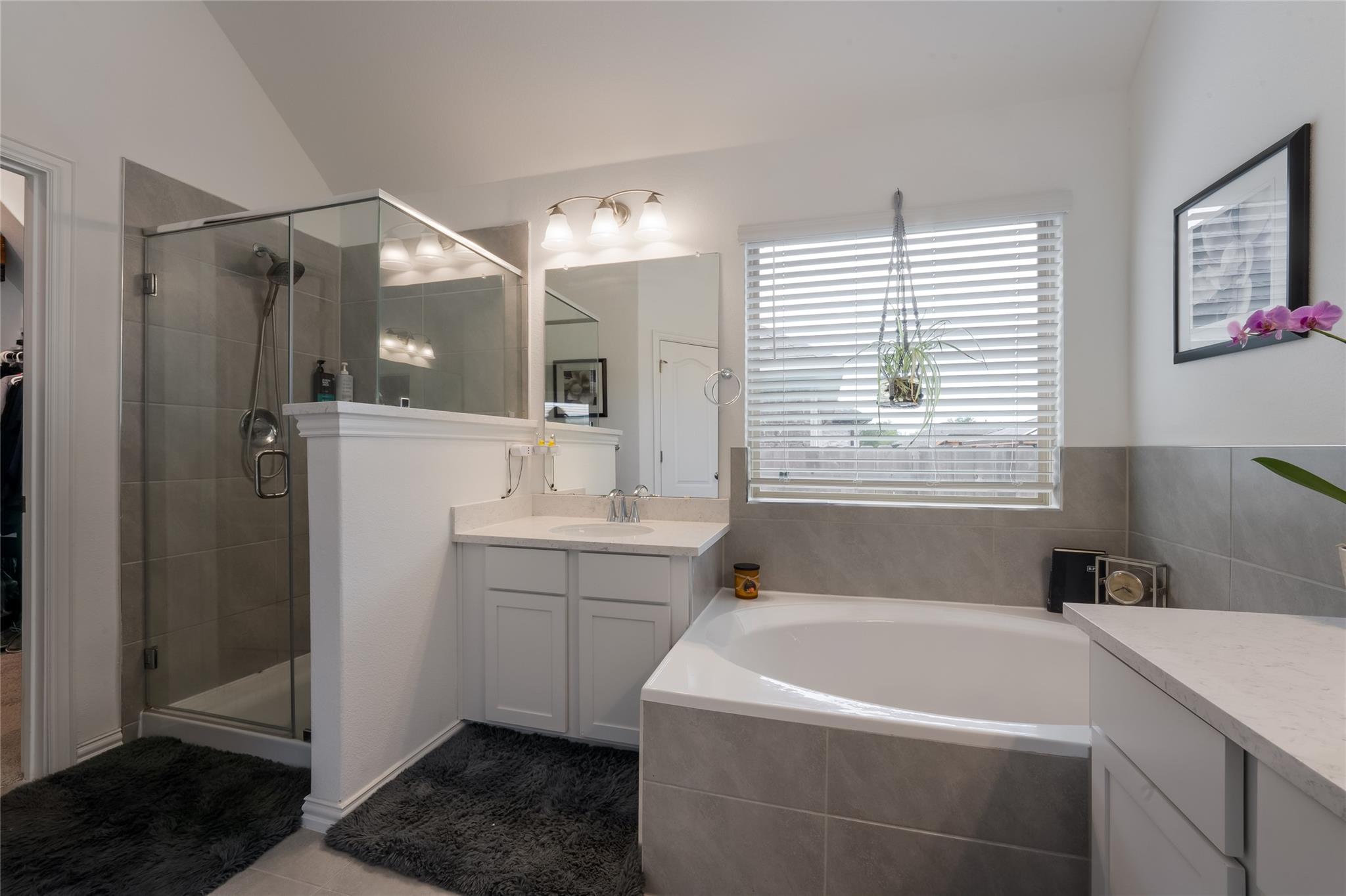 322 Jefferson Dr, Kyle, TX 78640