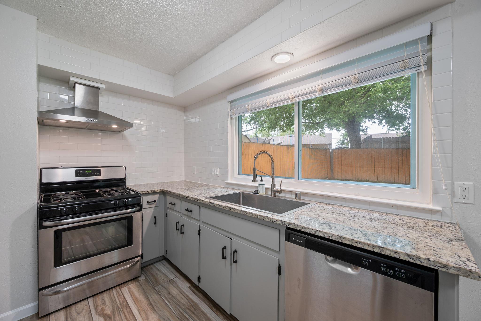 8204 Alcorn Cir, Austin, TX 78748