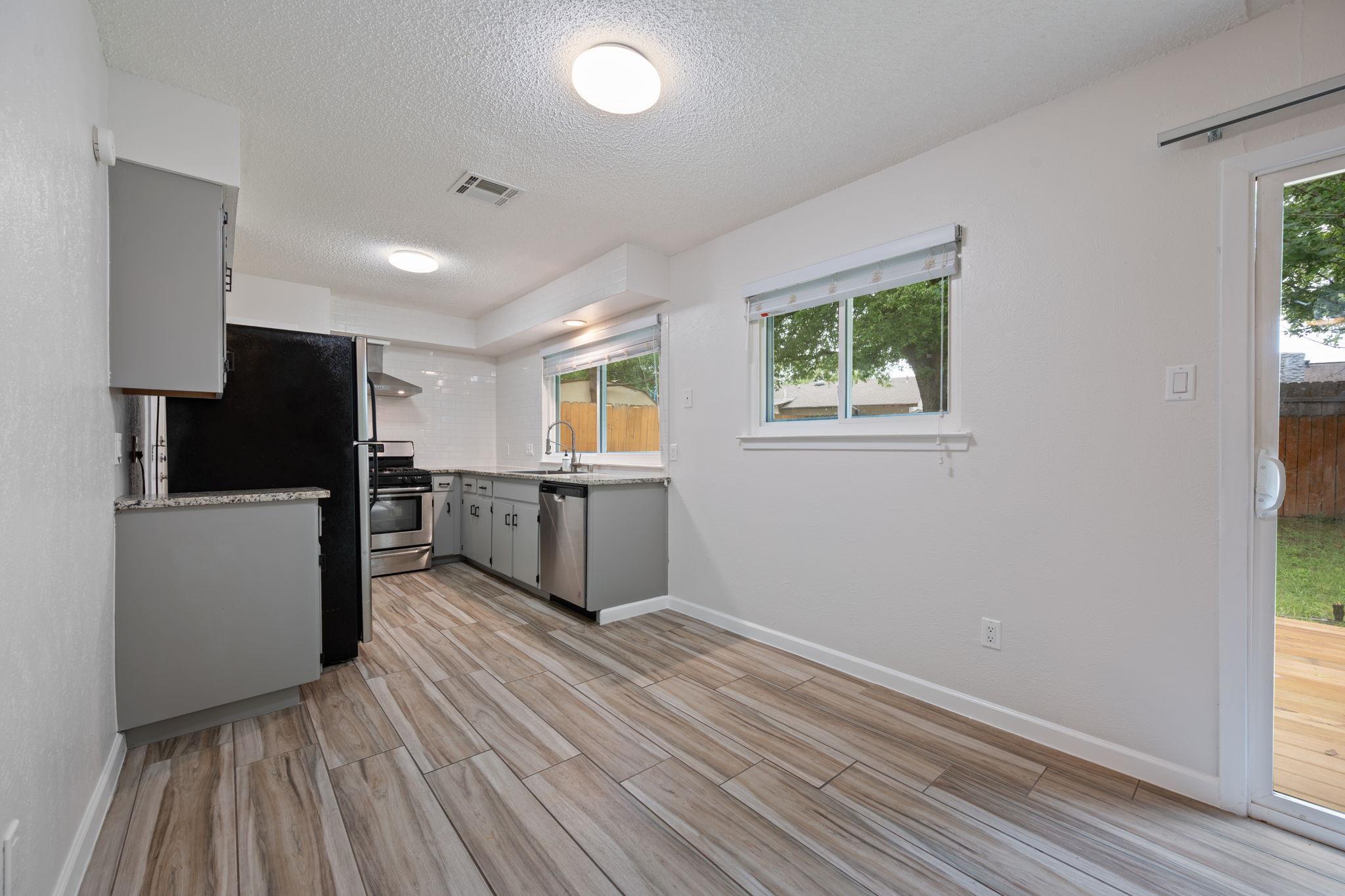 8204 Alcorn Cir, Austin, TX 78748