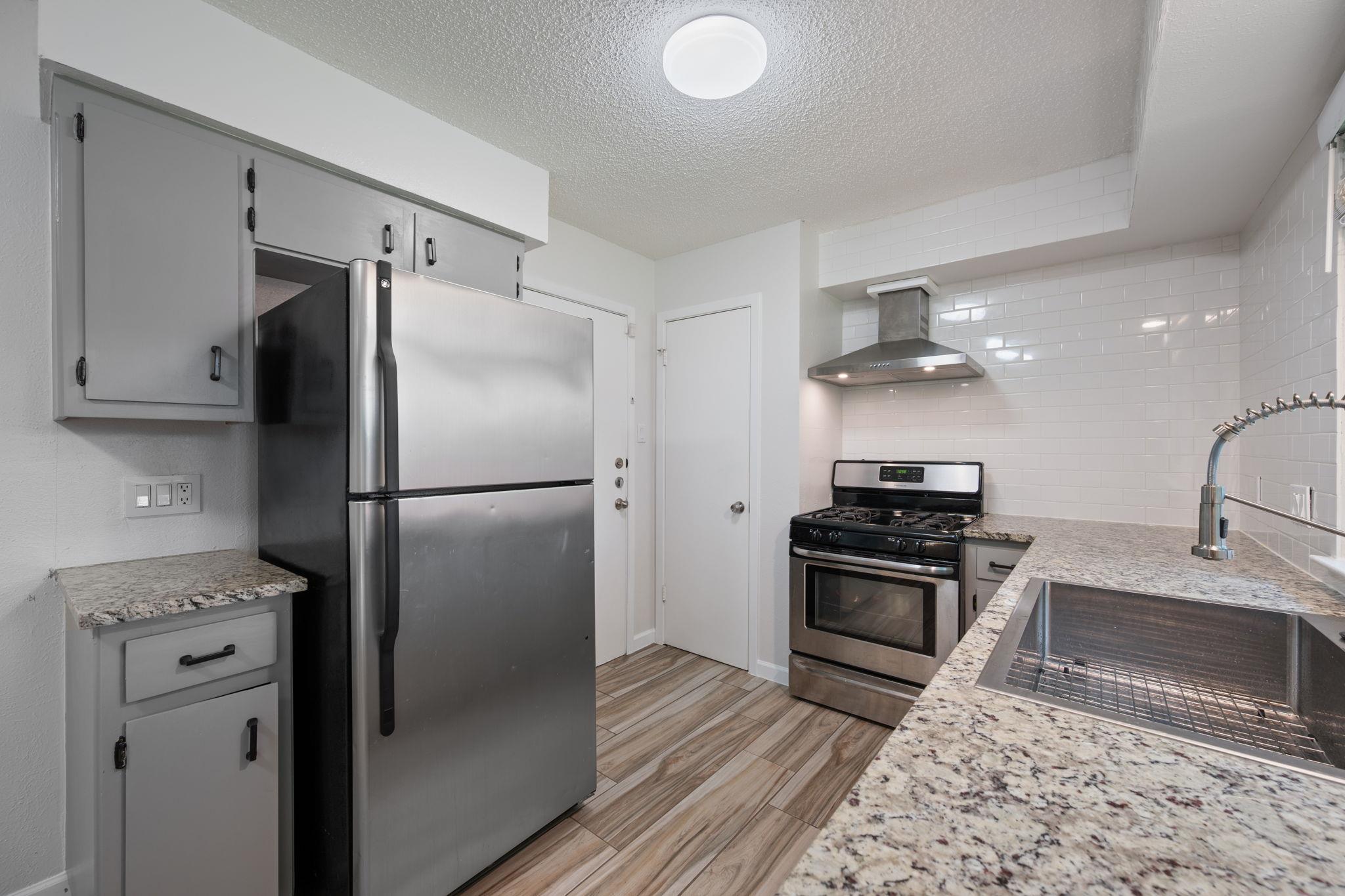8204 Alcorn Cir, Austin, TX 78748