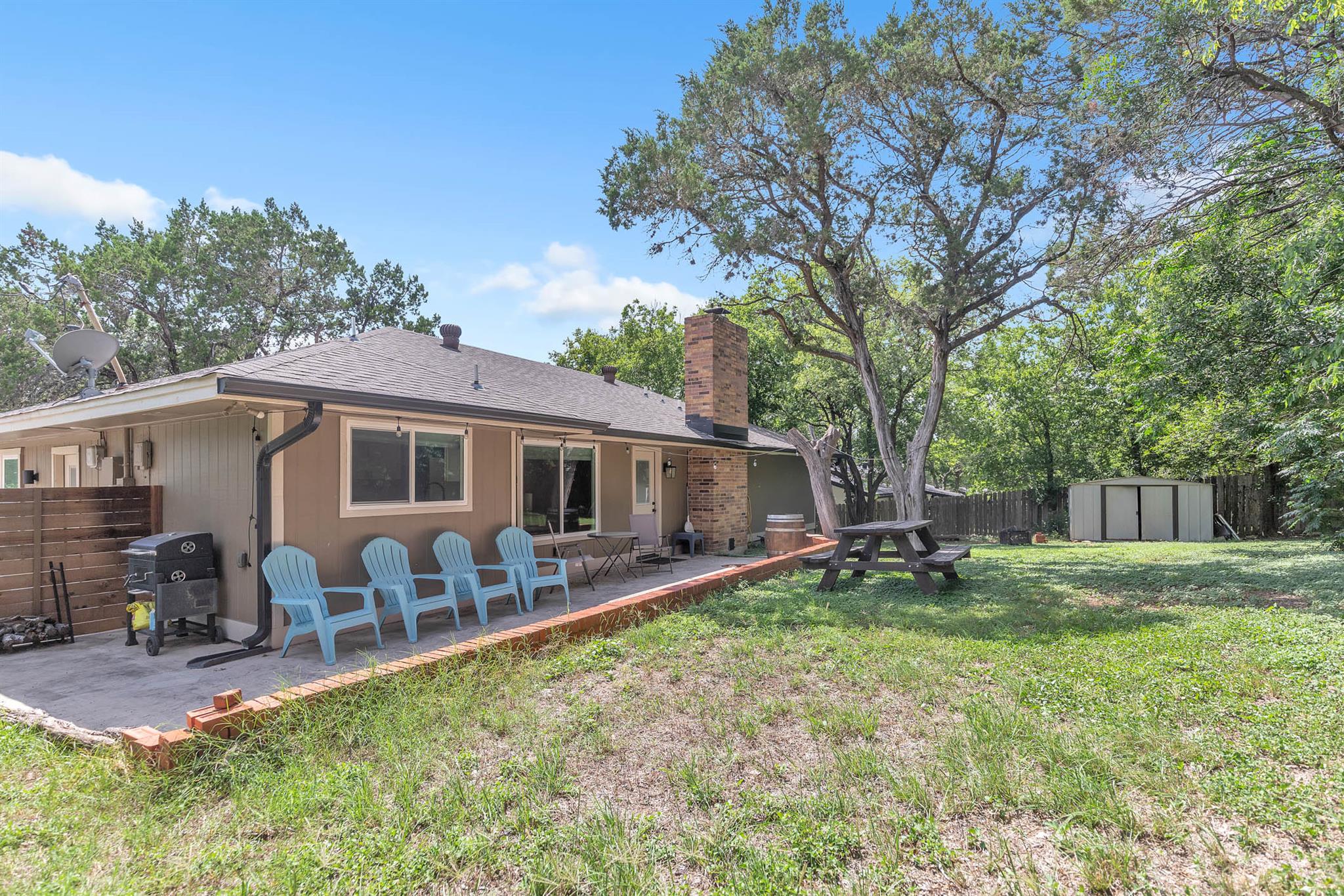 1102 Girard St, San Marcos, TX 78666