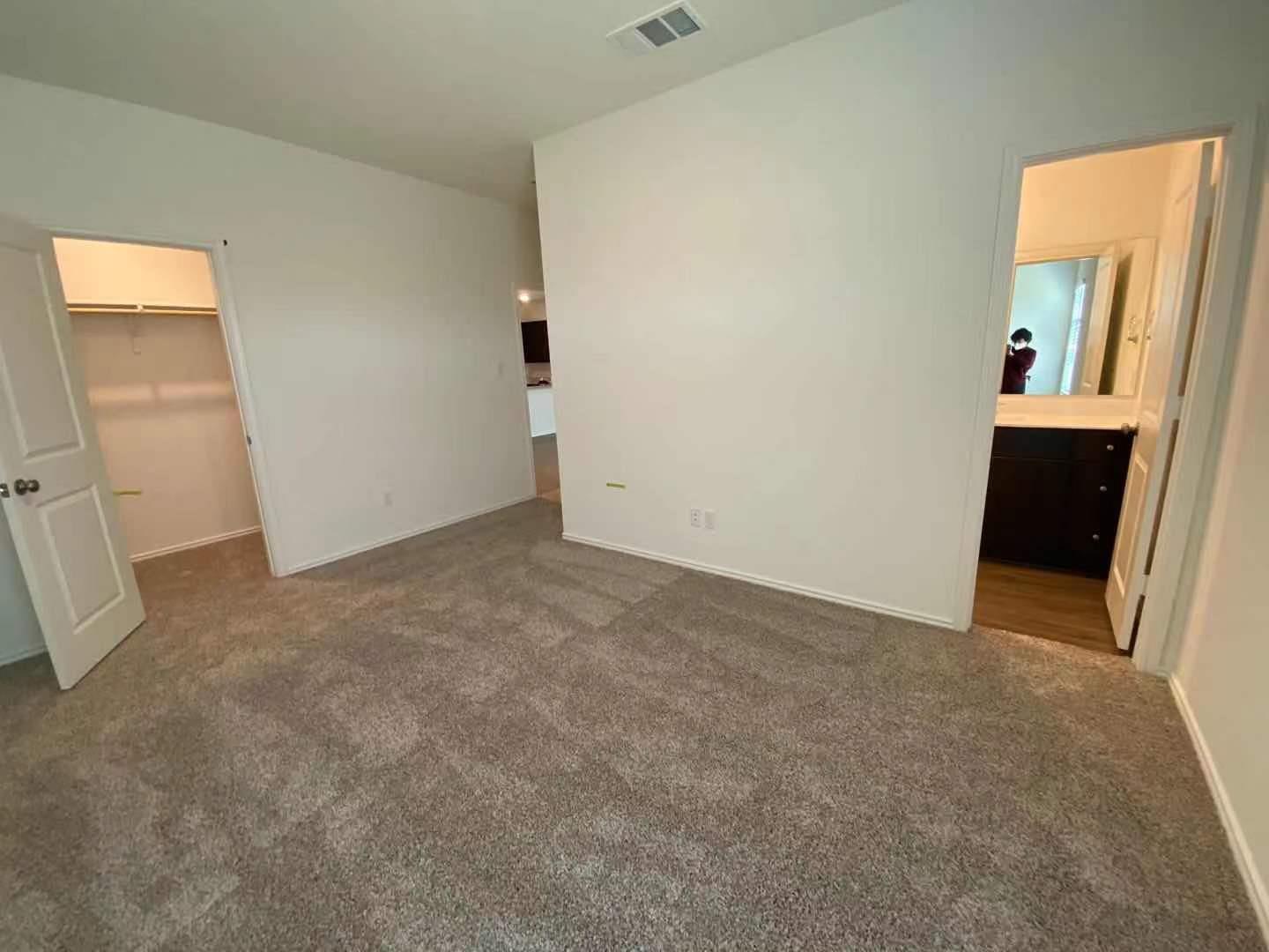 233 Gabriels Bluff Dr, Georgetown, TX 78626
