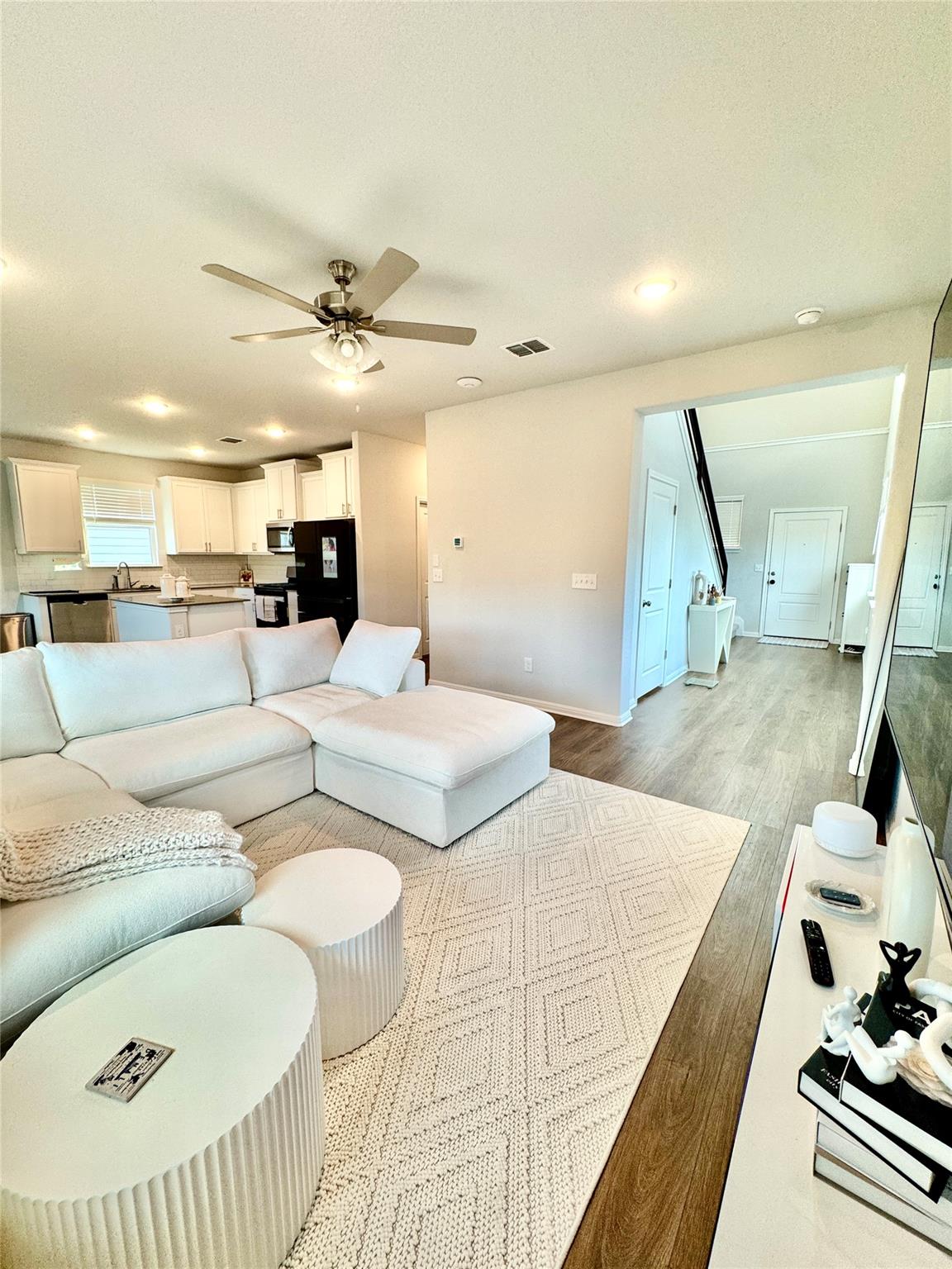 6554 Marsh Ln, Buda, TX 78610