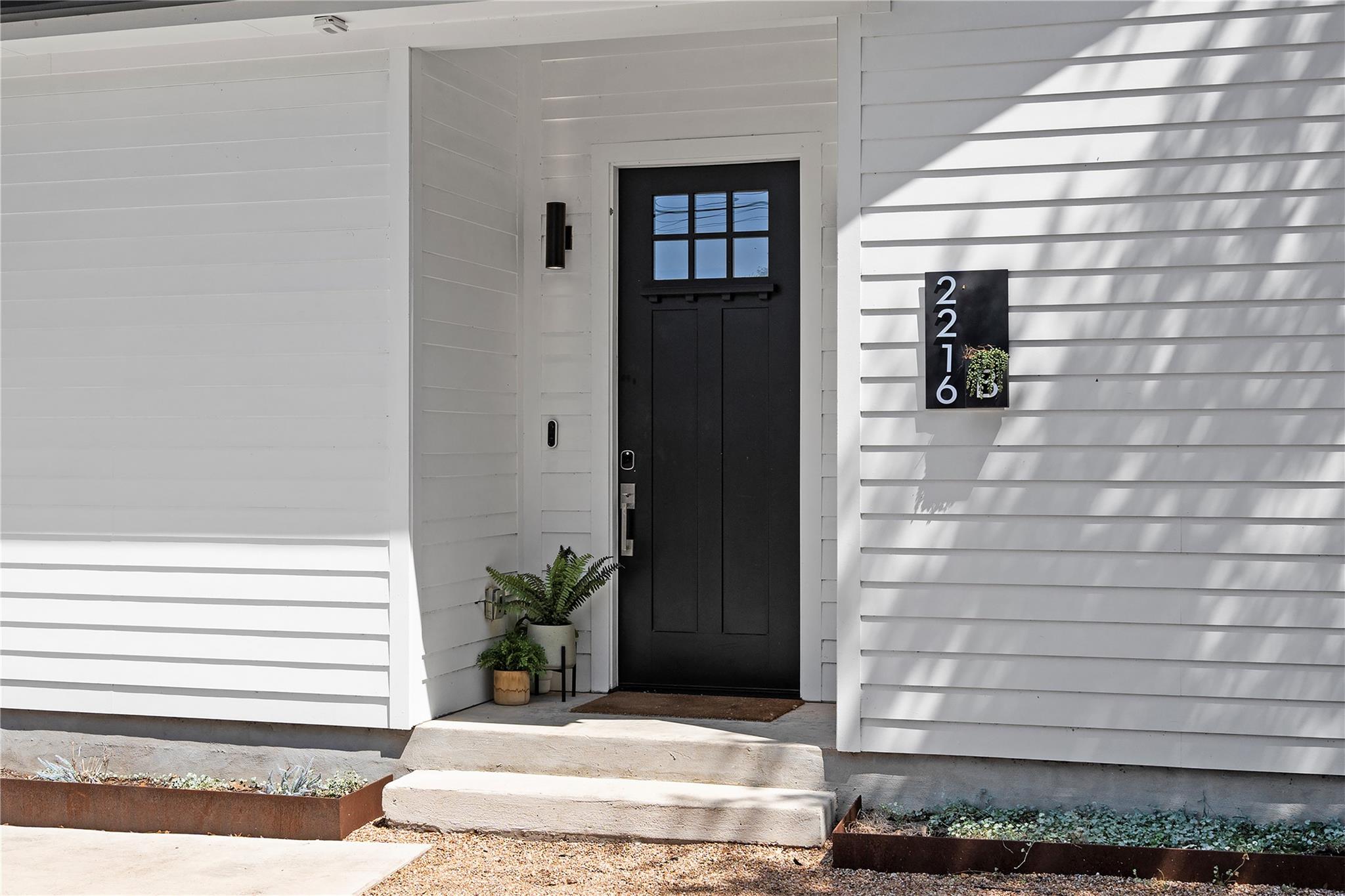 2216 Lindell Ave # 2, Austin, TX 78704