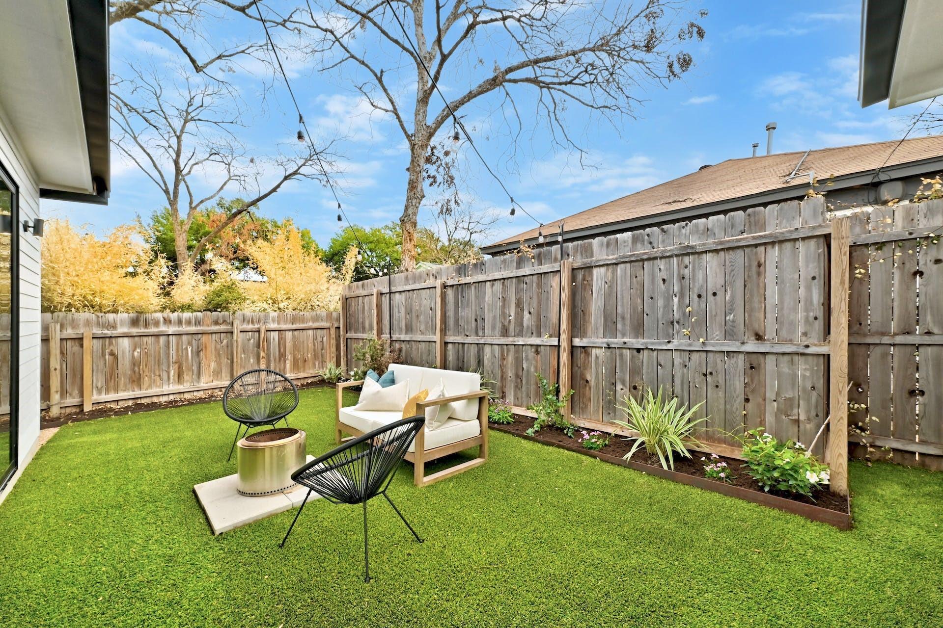 2216 Lindell Ave # 2, Austin, TX 78704