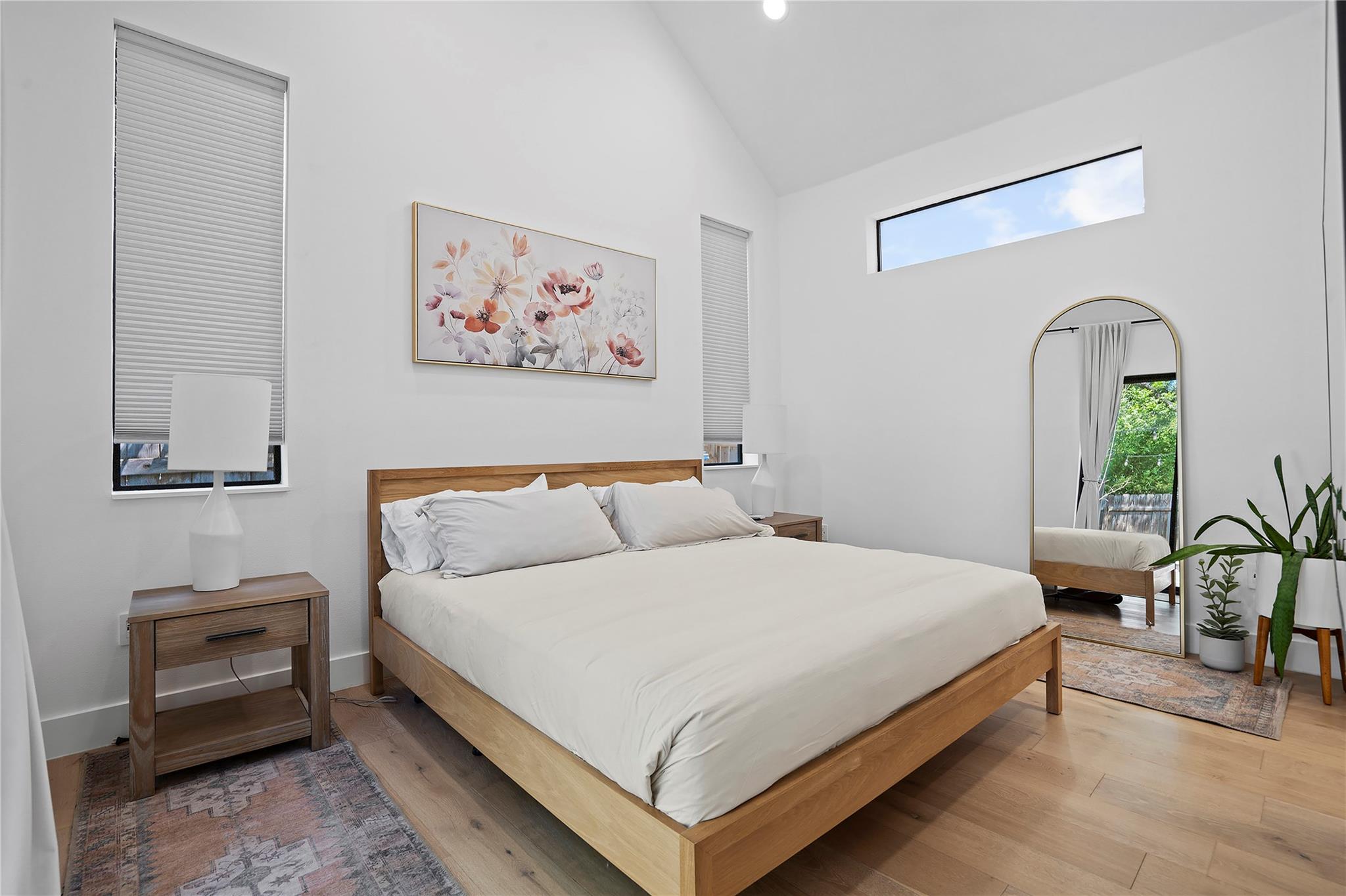 2216 Lindell Ave # 2, Austin, TX 78704