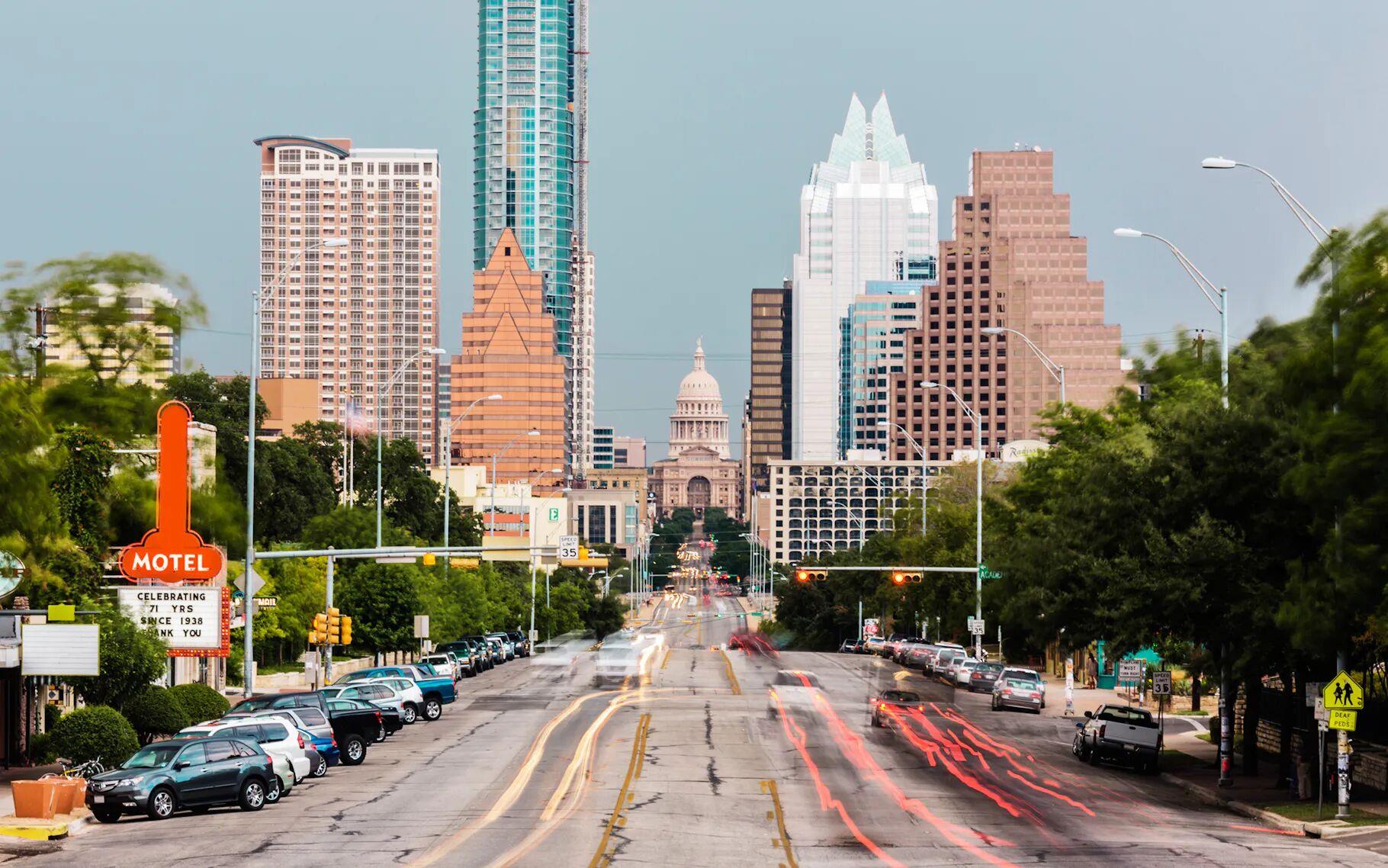 2216 Lindell Ave # 2, Austin, TX 78704