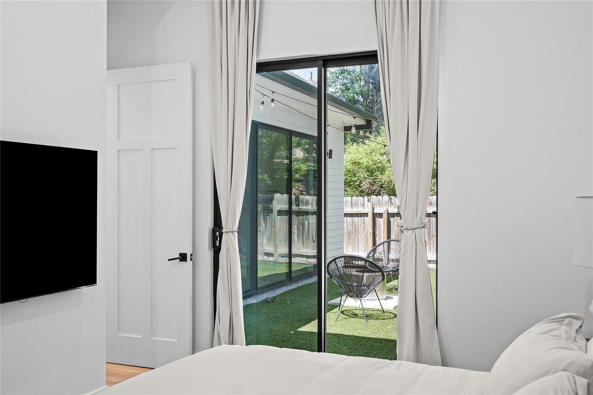 2216 Lindell Ave # 2, Austin, TX 78704