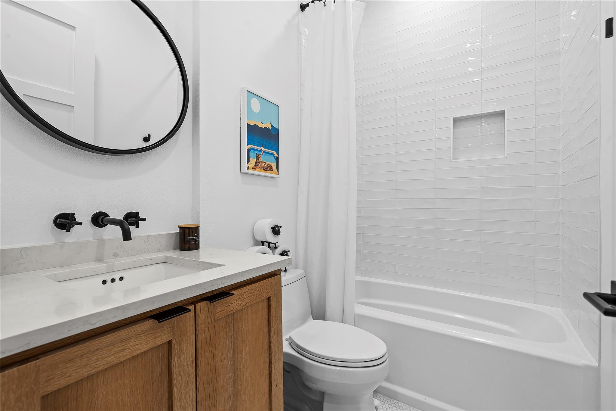 2216 Lindell Ave # 2, Austin, TX 78704