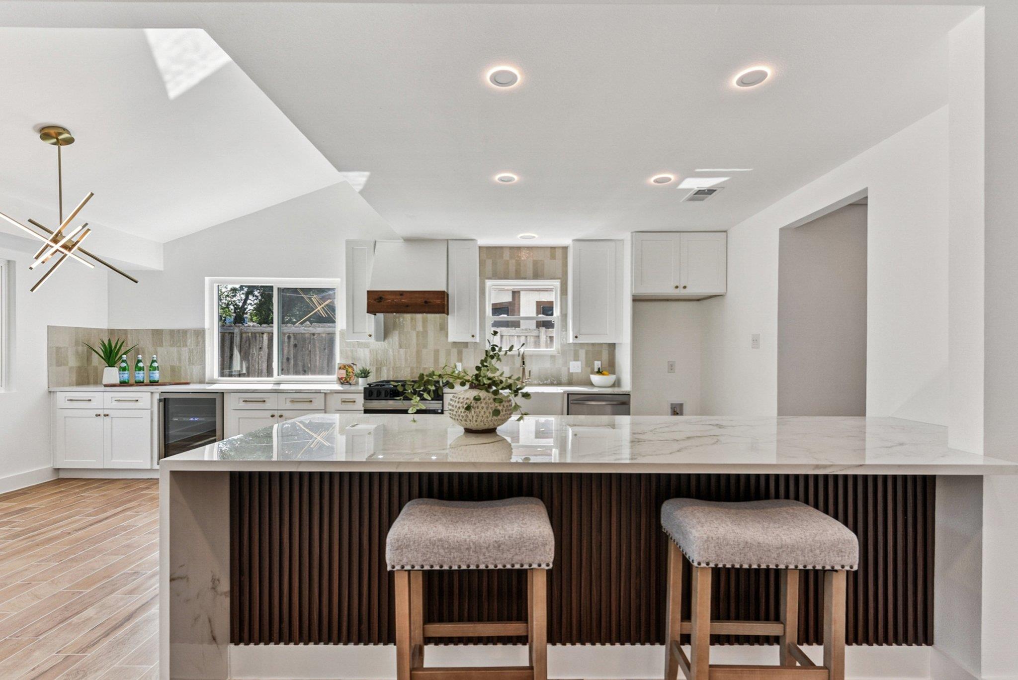1111 Spearson Ln, Austin, TX 78745