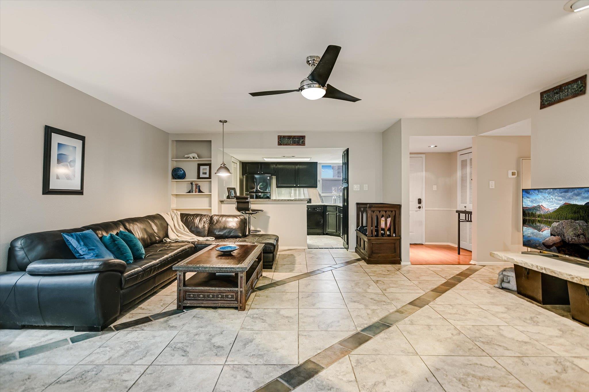 1135 Barton Hills Dr # 206, Austin, TX 78704