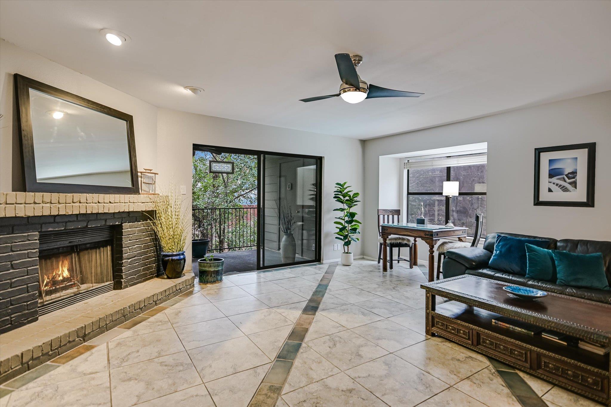 1135 Barton Hills Dr # 206, Austin, TX 78704