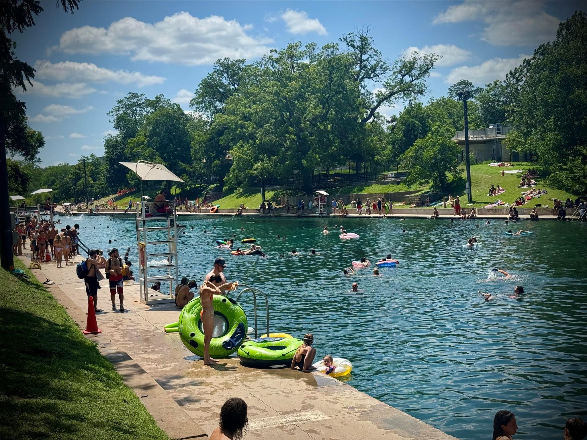 1135 Barton Hills Dr # 206, Austin, TX 78704