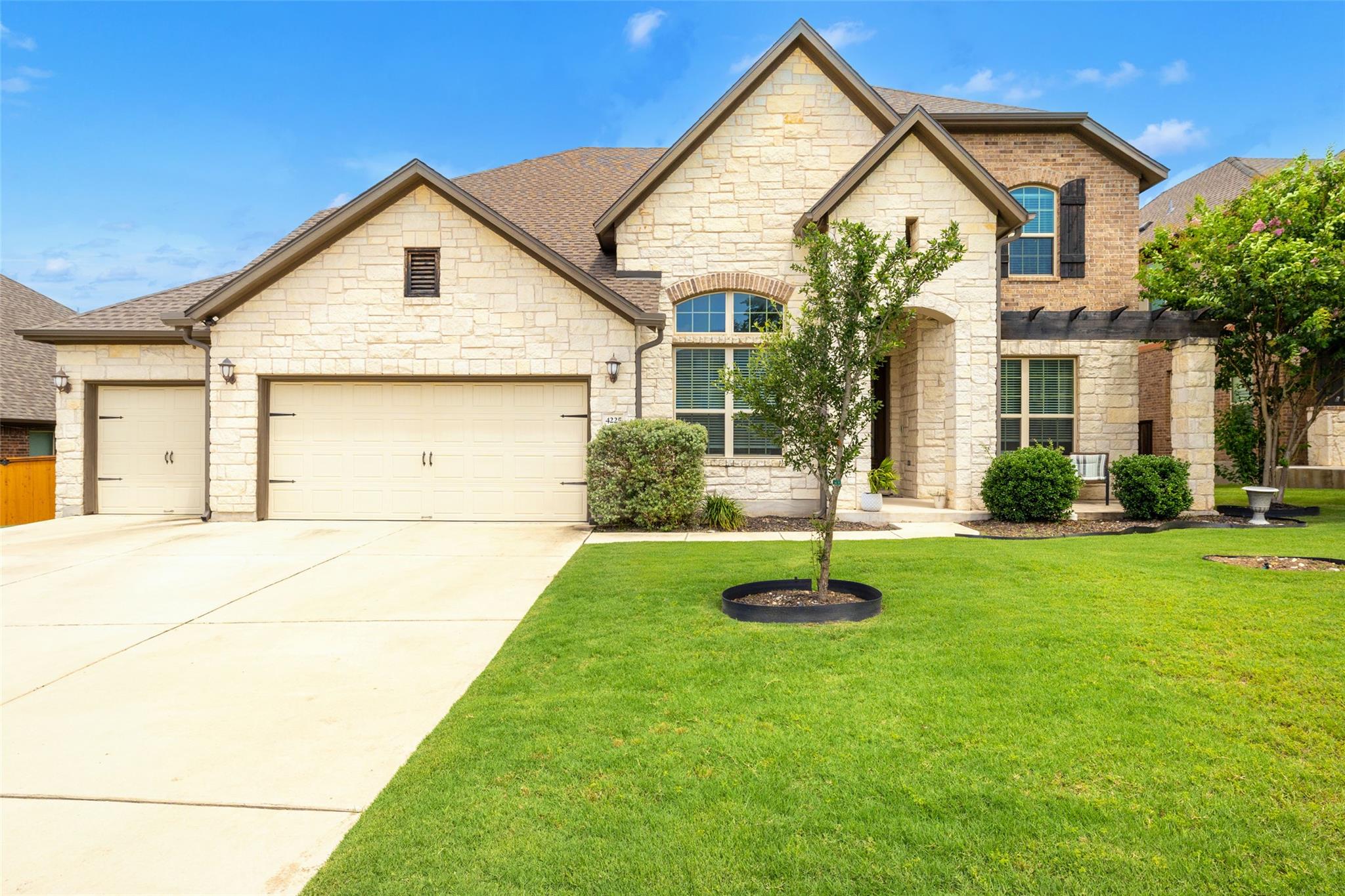 4225 Borho Ranch St, Leander, TX 78641