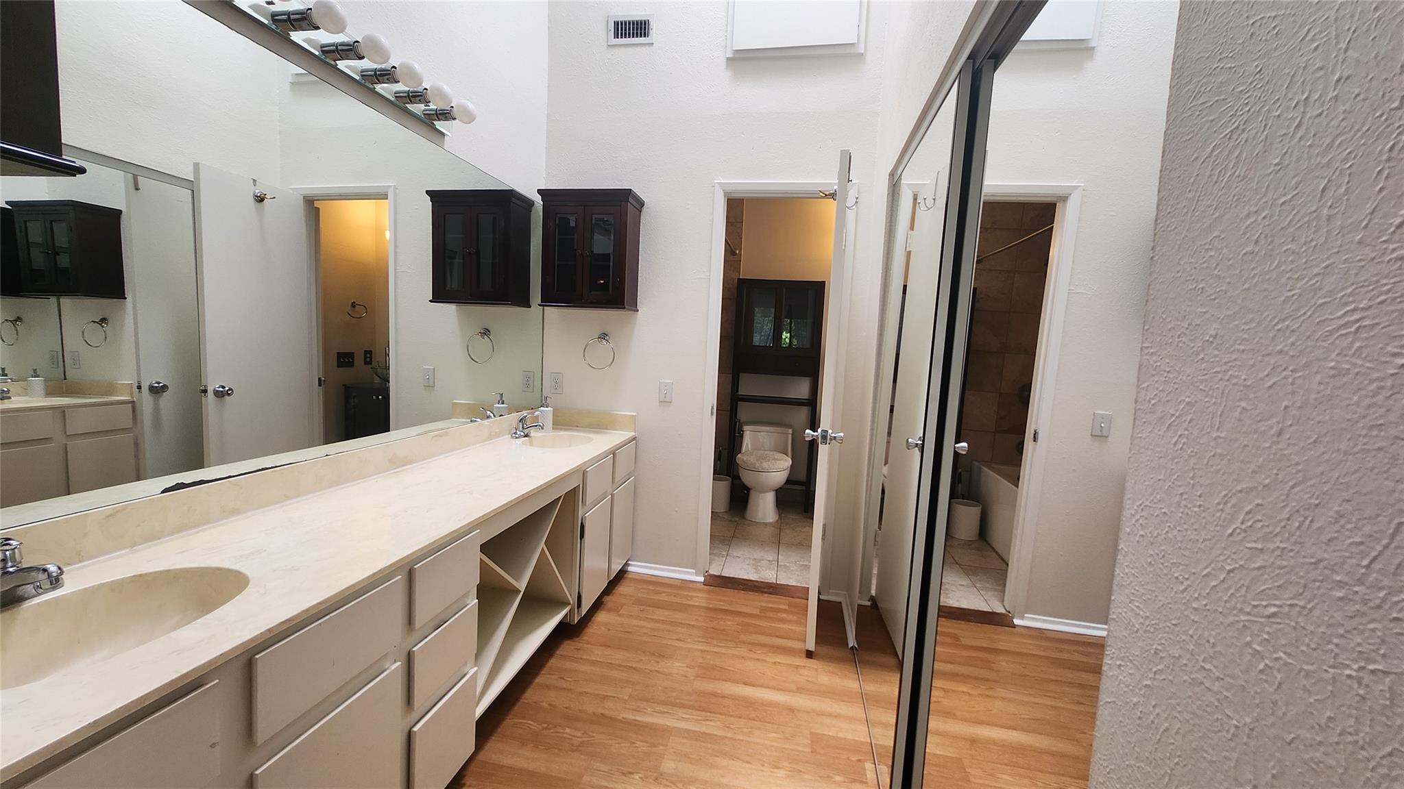 7122 Wood Hollow Dr # 41, Austin, TX 78731