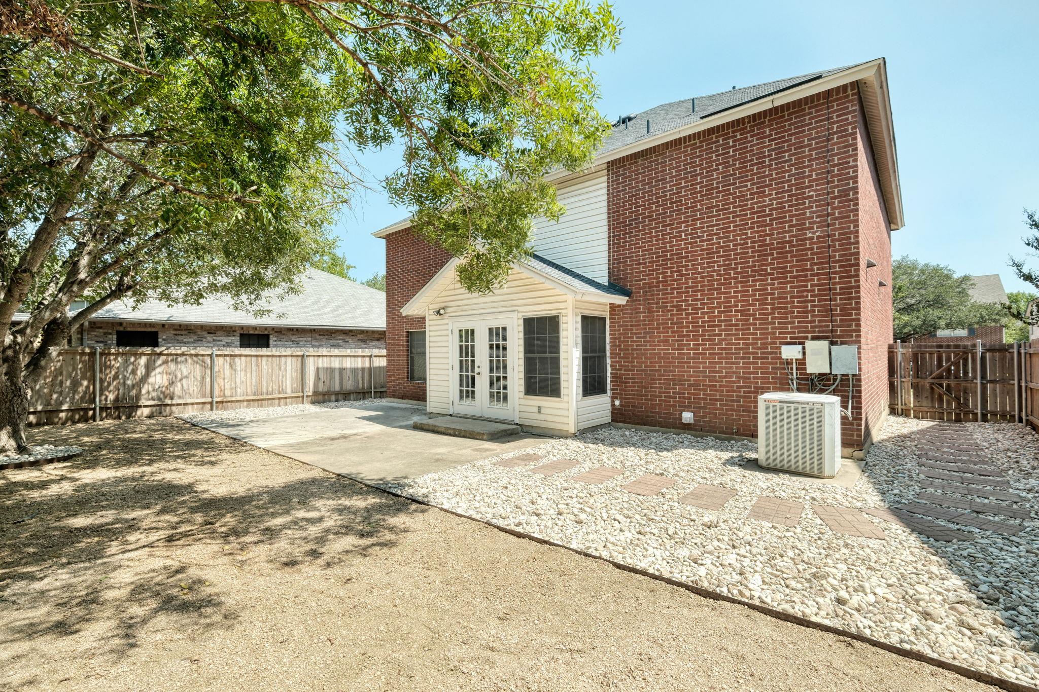 11412 Kingsgate Dr, Austin, TX 78748