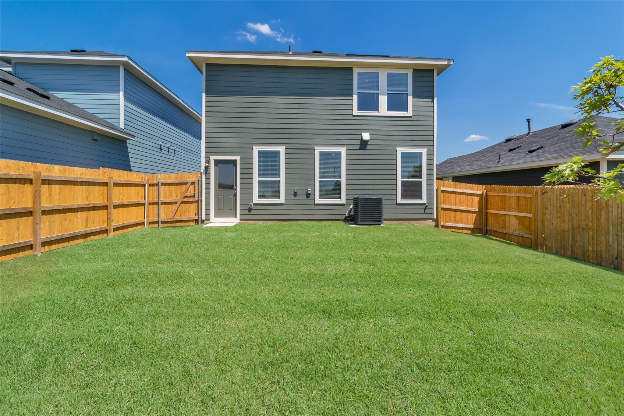 273 Celosia Loop, Uhland, TX 78640