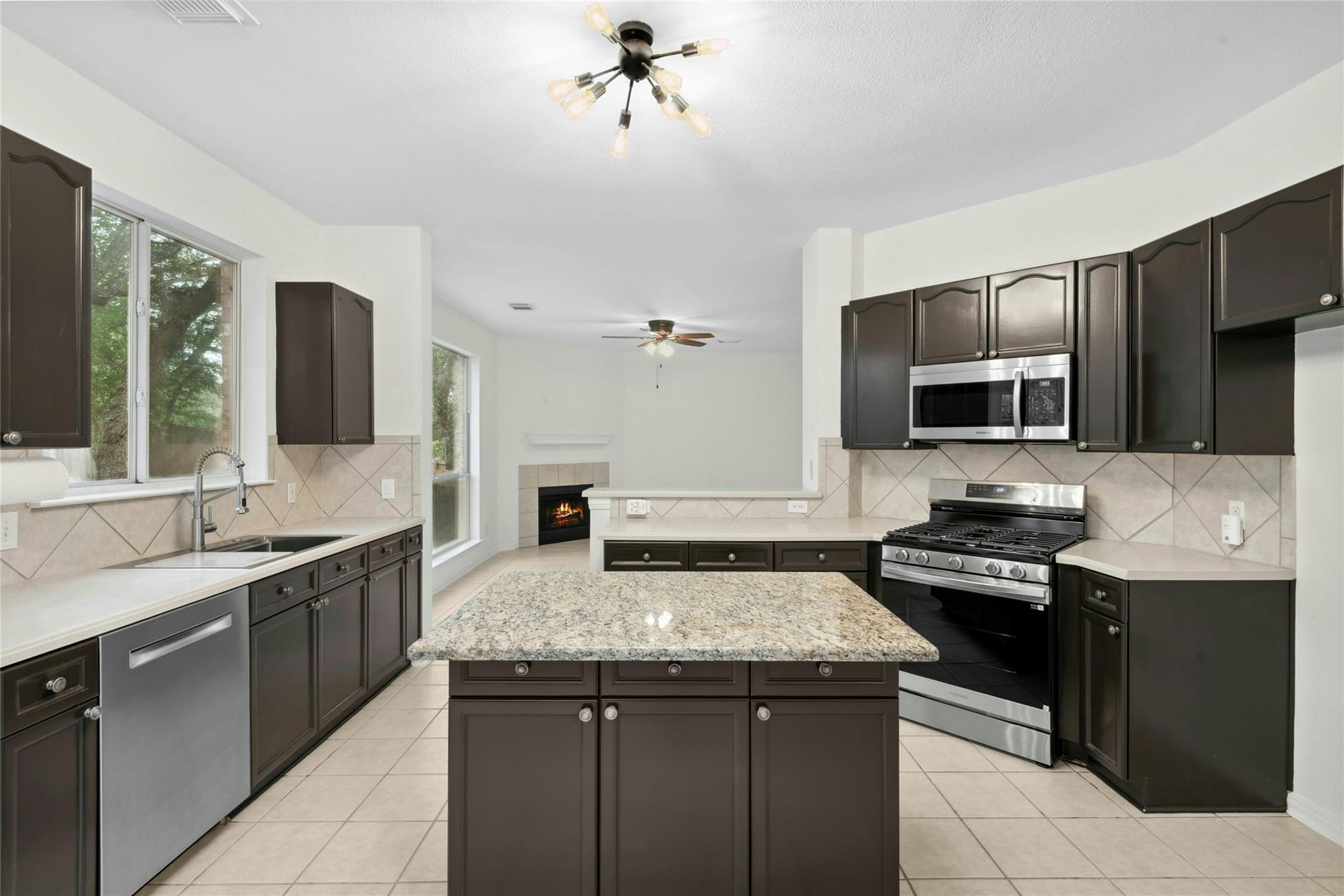 4169 Canyon Glen Cir, Austin, TX 78732