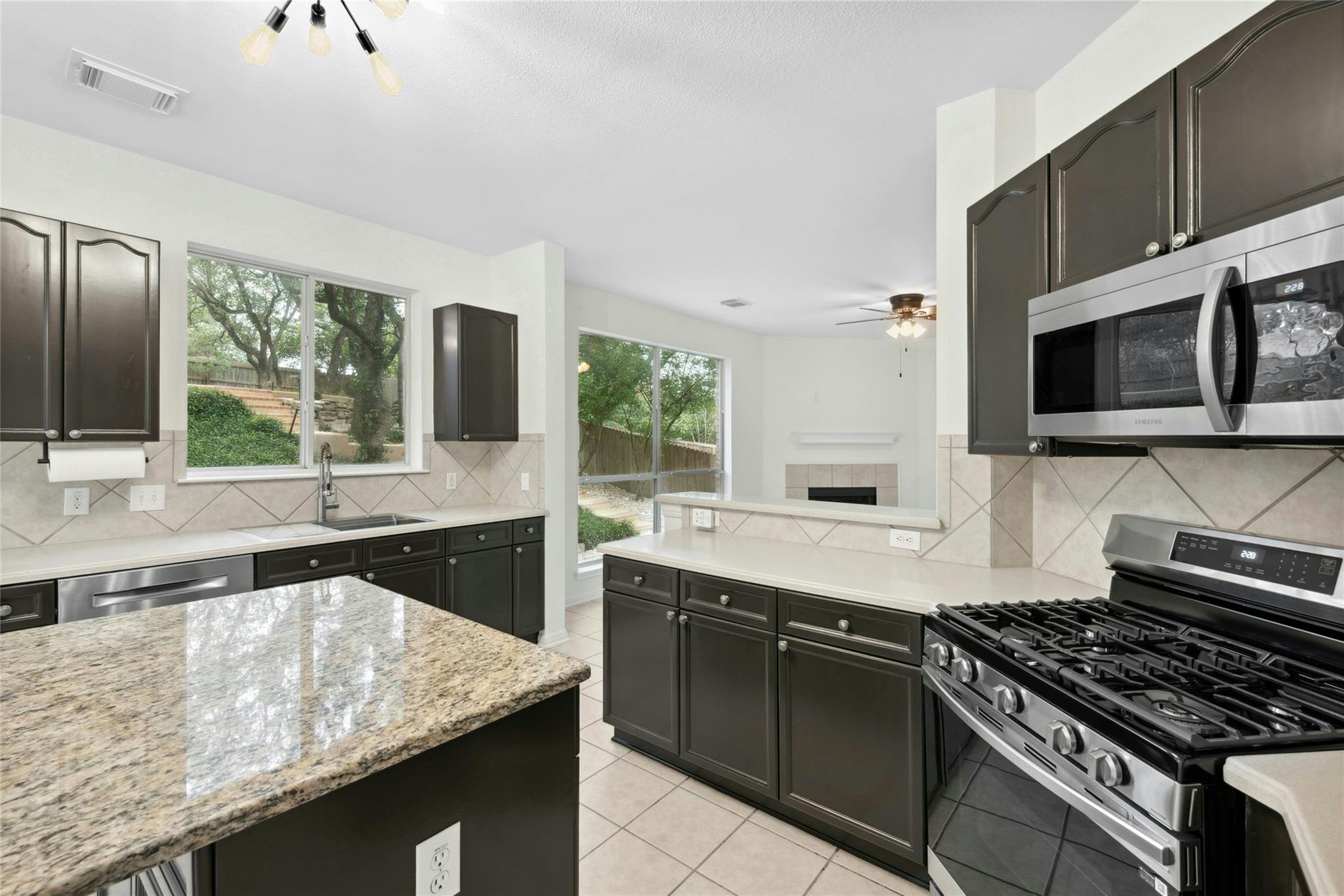 4169 Canyon Glen Cir, Austin, TX 78732