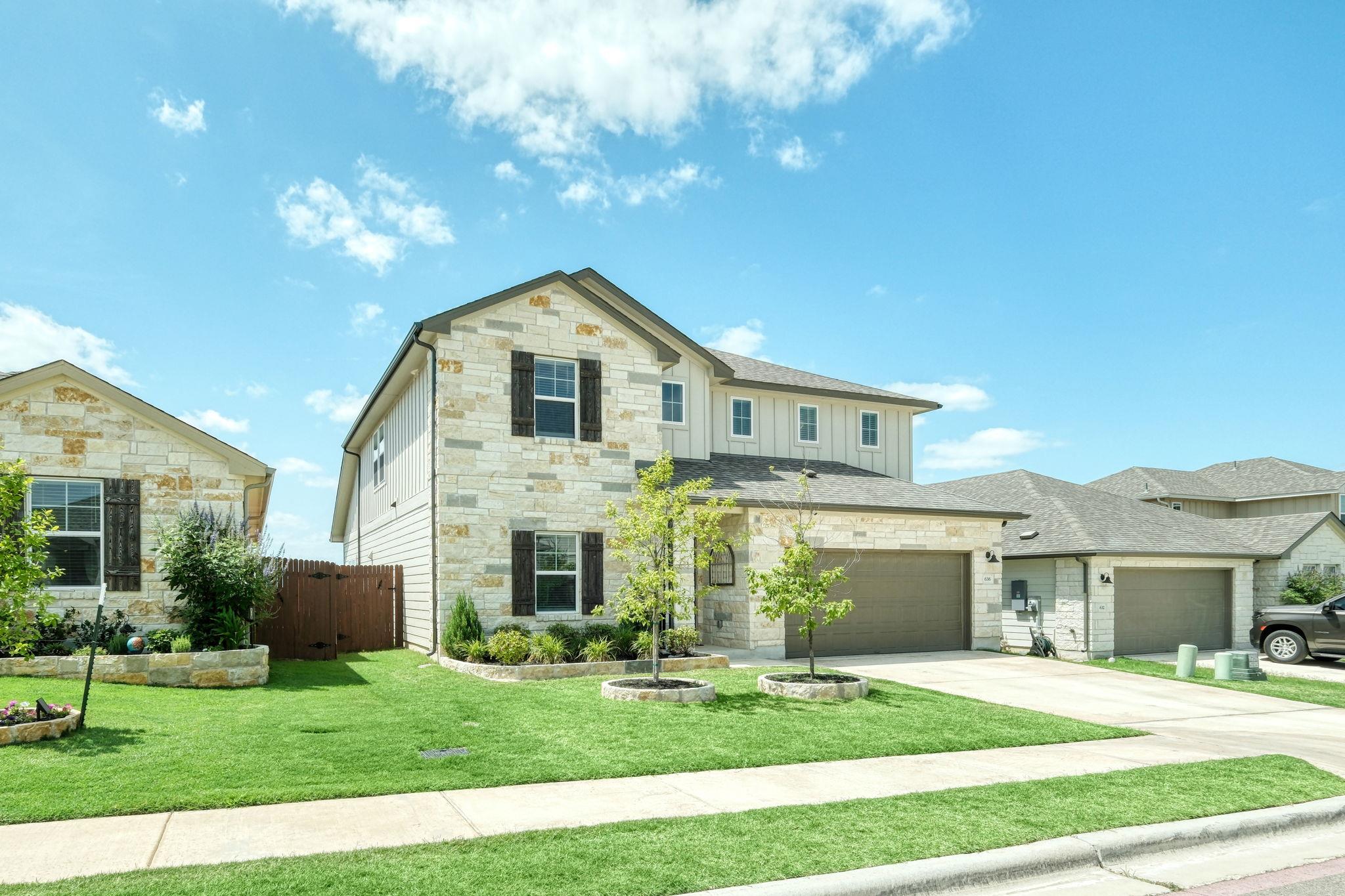 636 Wild Spur Ln, Liberty Hill, TX 78642