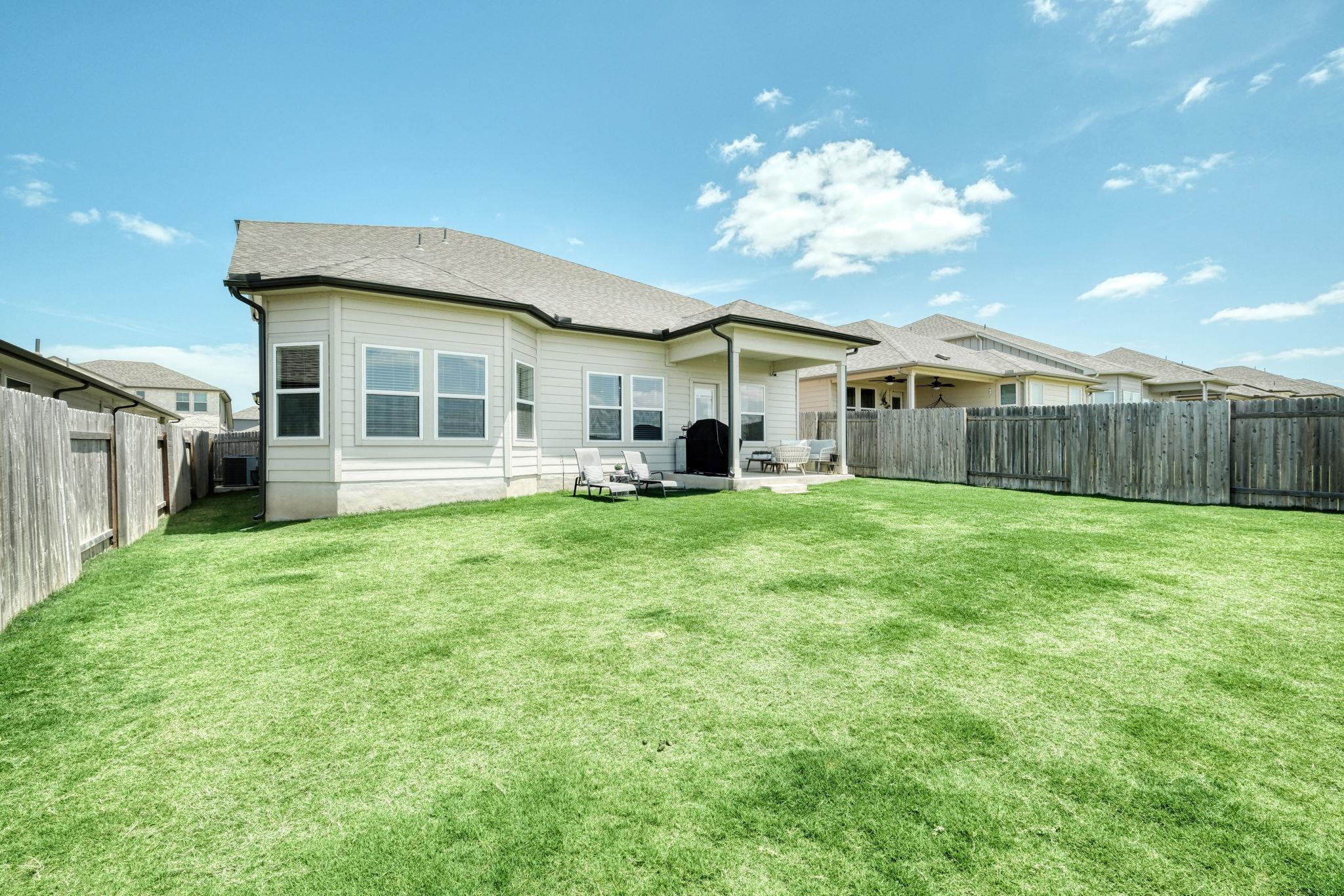 636 Wild Spur Ln, Liberty Hill, TX 78642