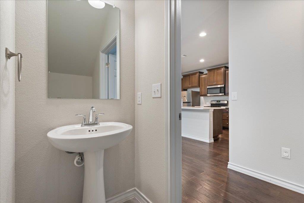 7617 Saginaw Dr, Austin, TX 78754
