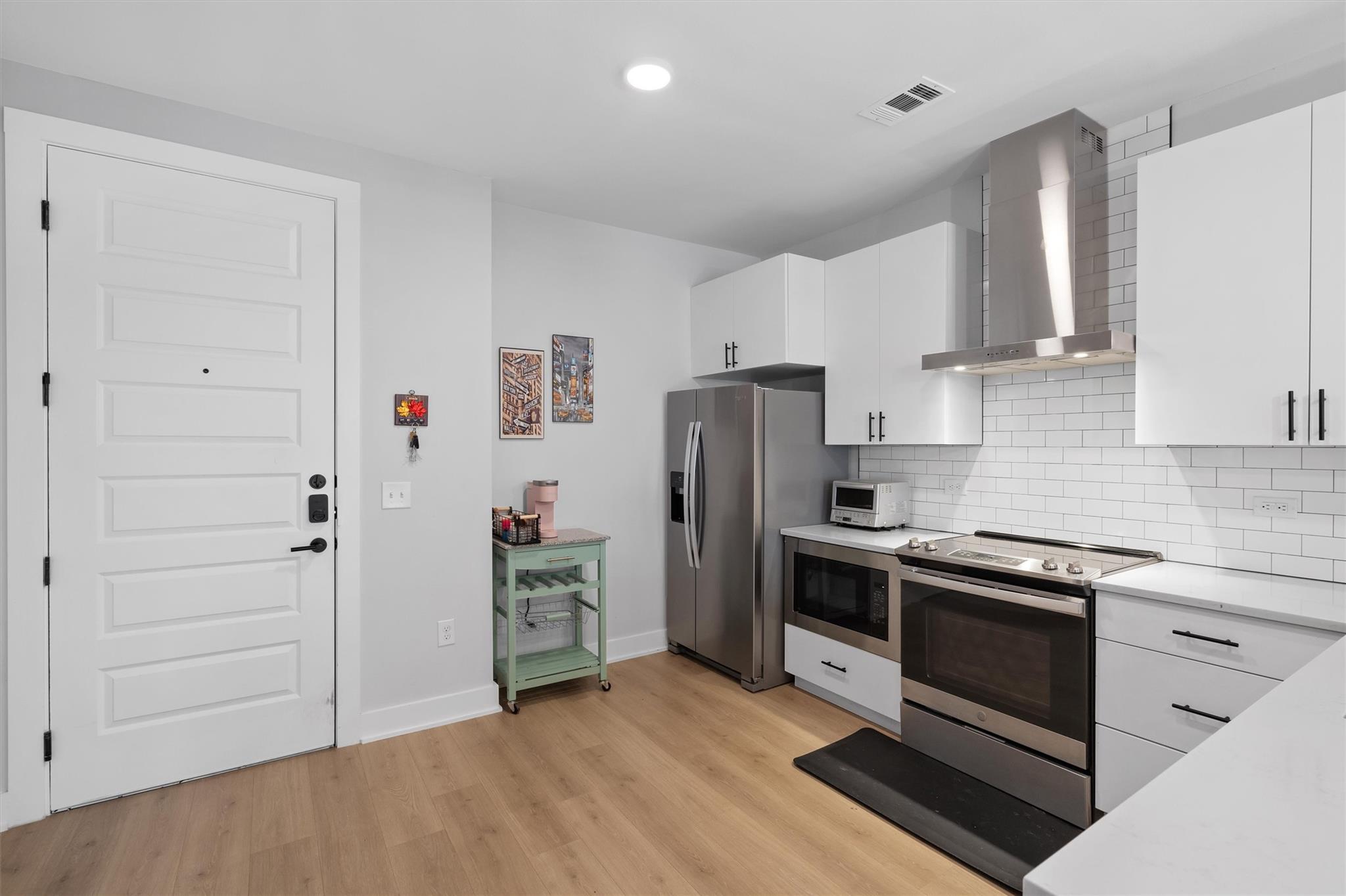 3101 Govalle Ave # 210, Austin, TX 78702