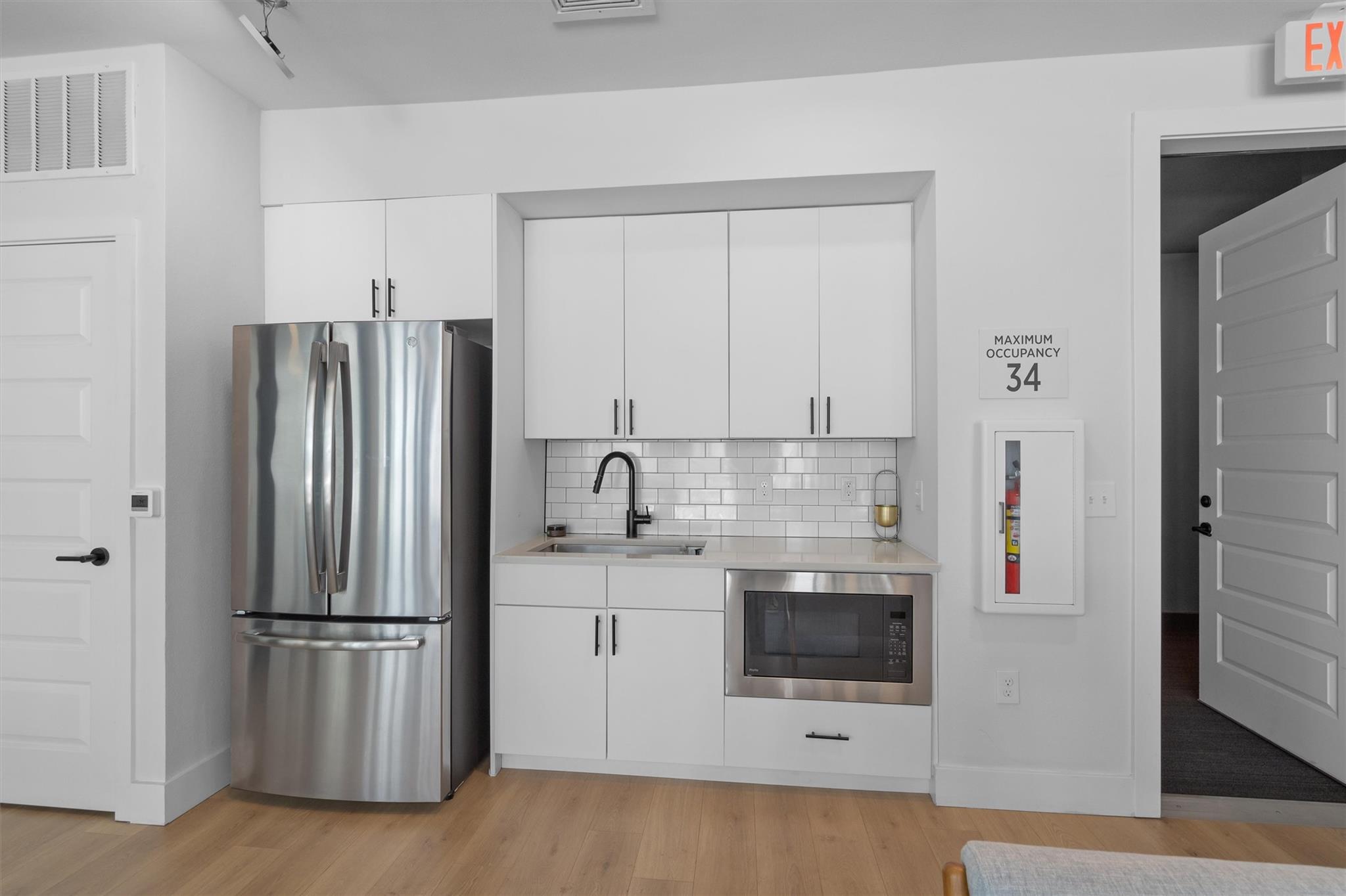 3101 Govalle Ave # 210, Austin, TX 78702
