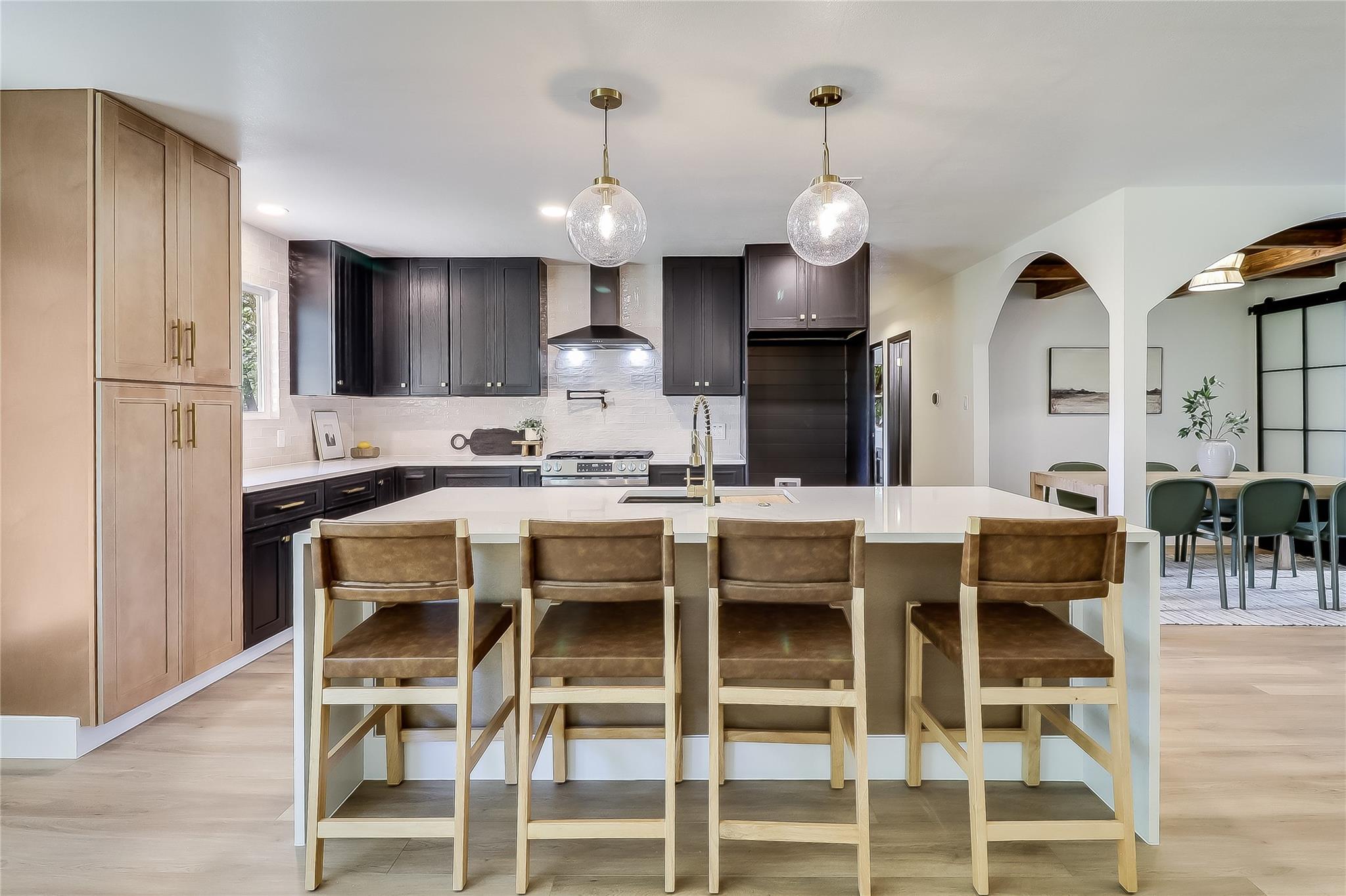2402 Broken Oak Dr, Austin, TX 78745