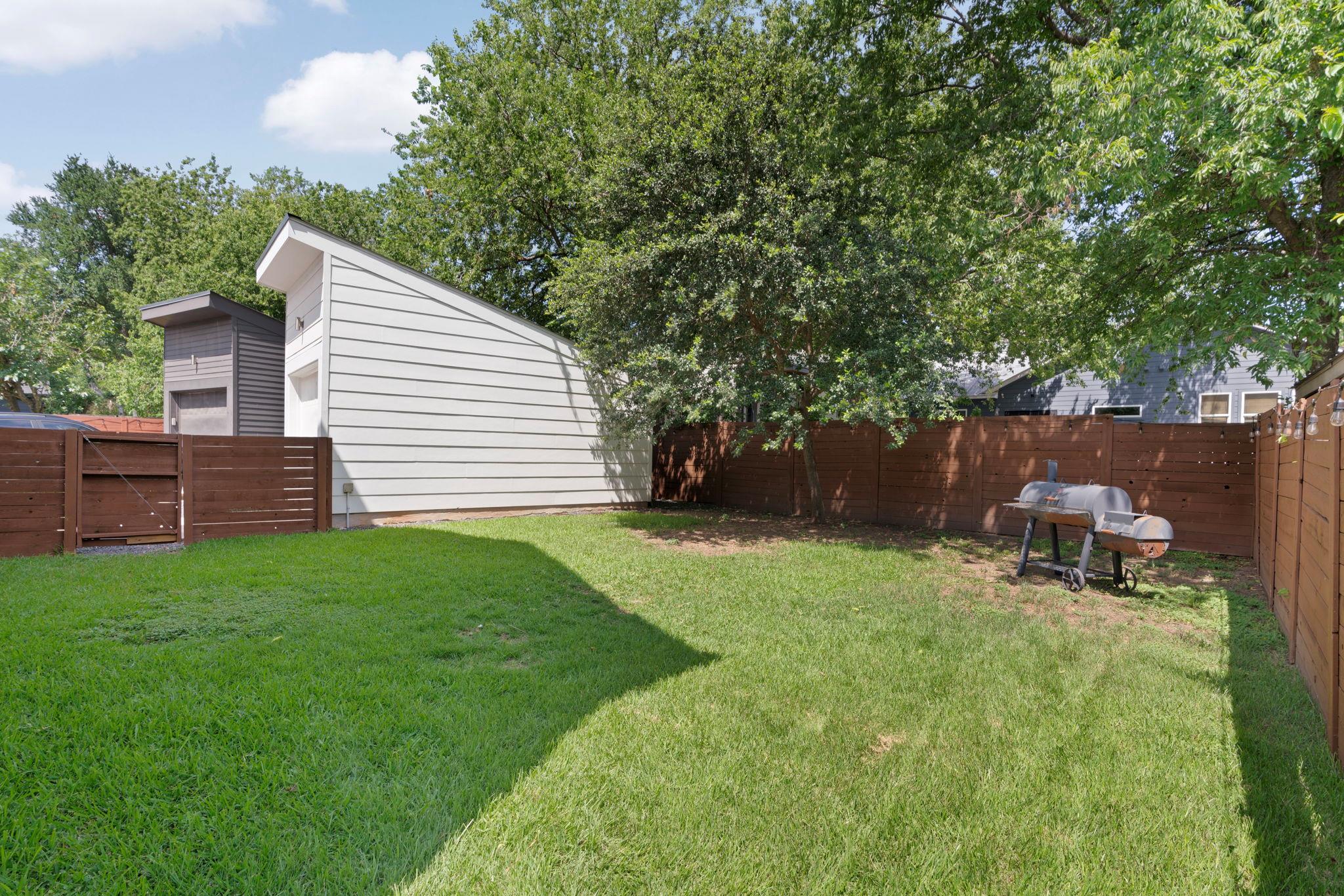 2500 Southland Dr # B, Austin, TX 78704
