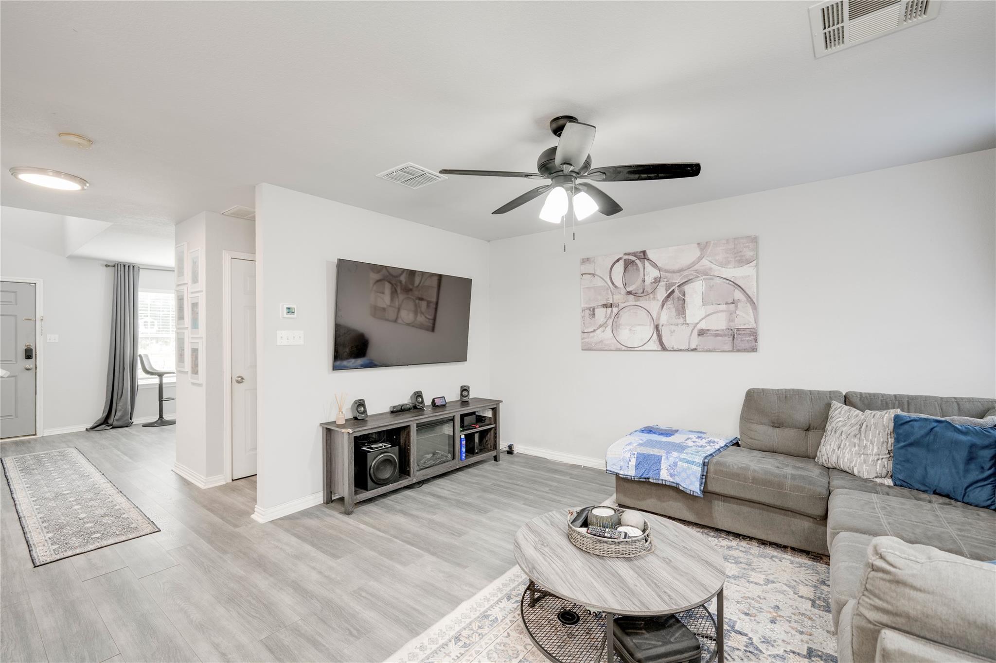 148 Buttercup Way, Kyle, TX 78640