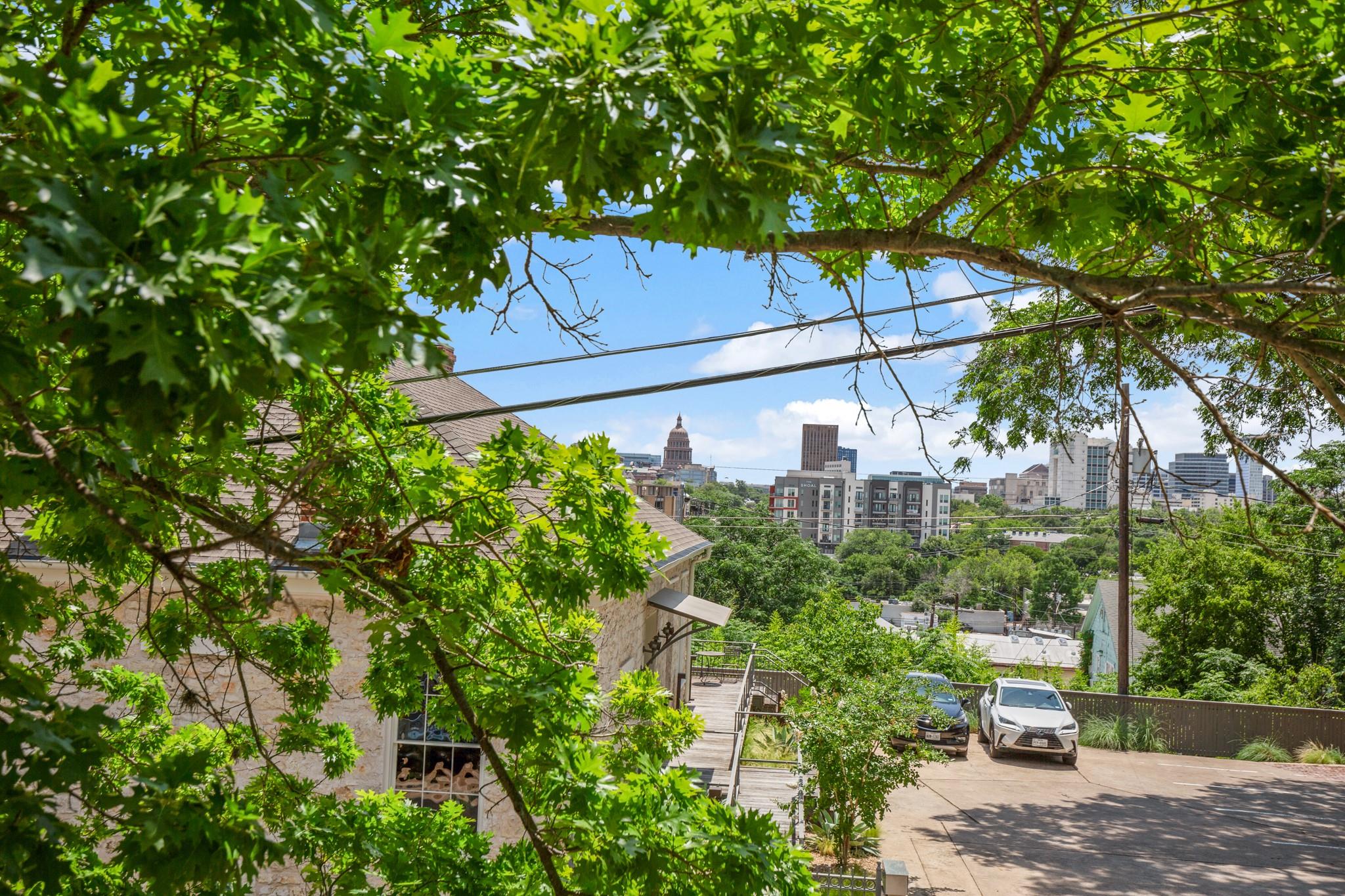 1111 W 12th St # 103, Austin, TX 78703