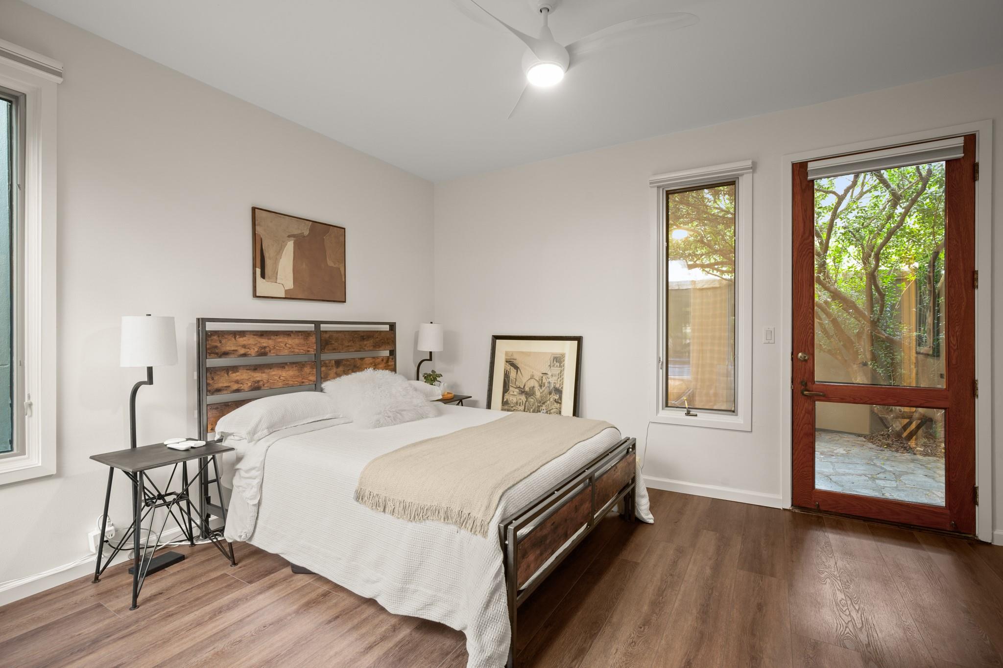 1111 W 12th St # 103, Austin, TX 78703