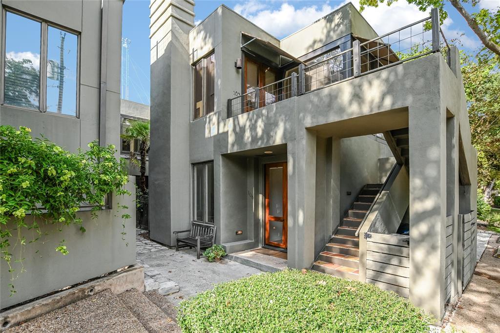 1111 W 12th St # 103, Austin, TX 78703