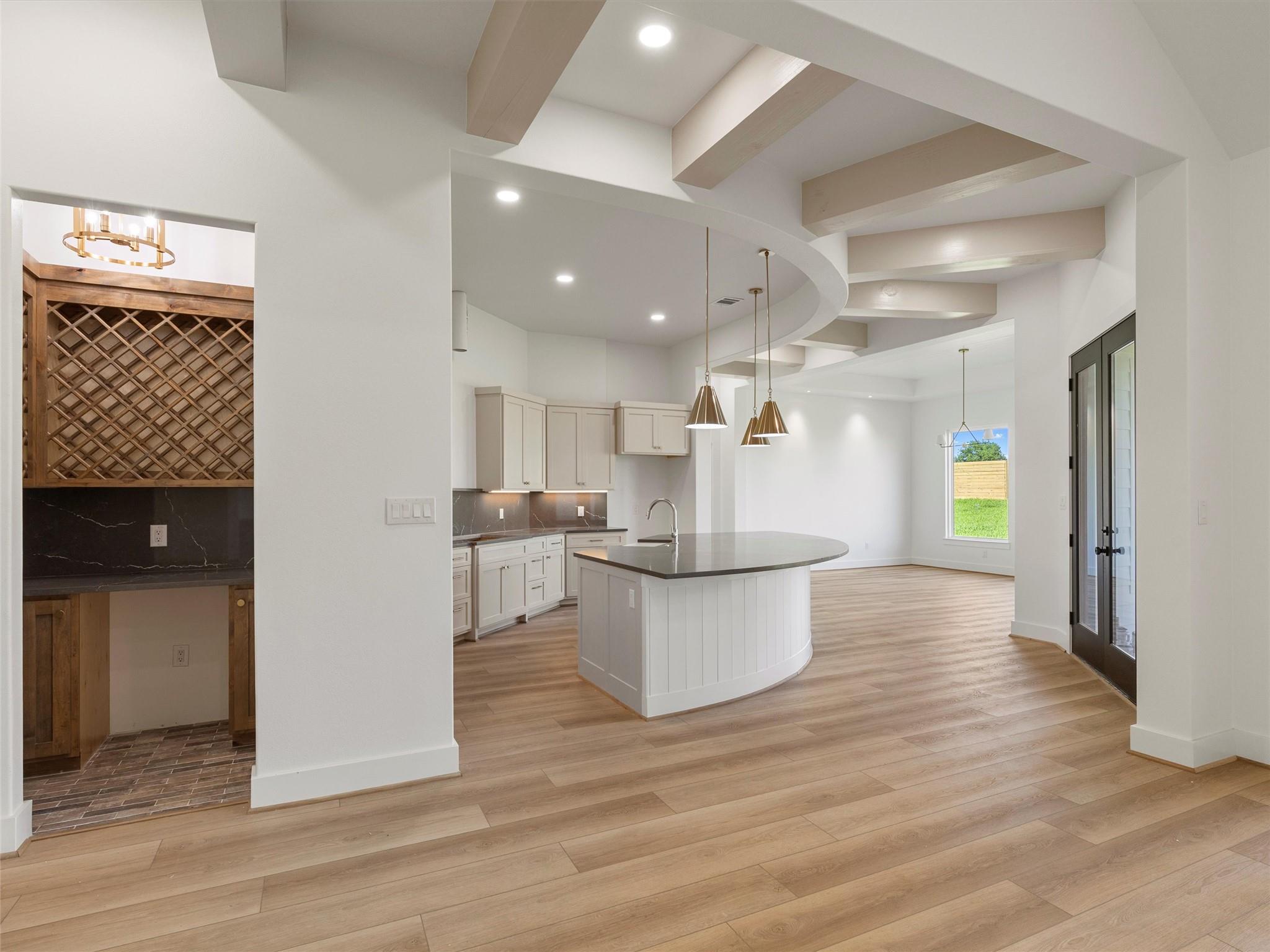 147 Hydrangea Dr, Smithville, TX 78957