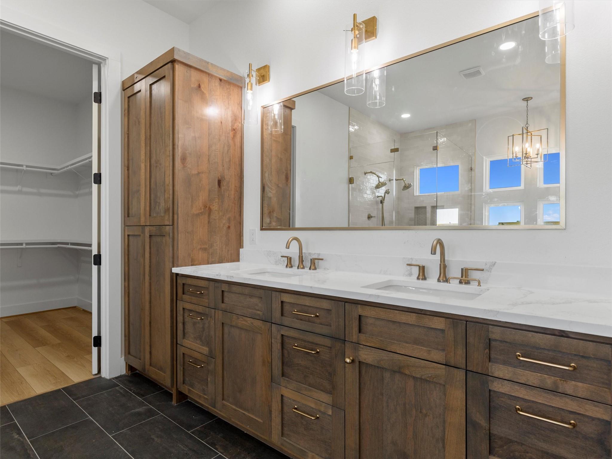 147 Hydrangea Dr, Smithville, TX 78957