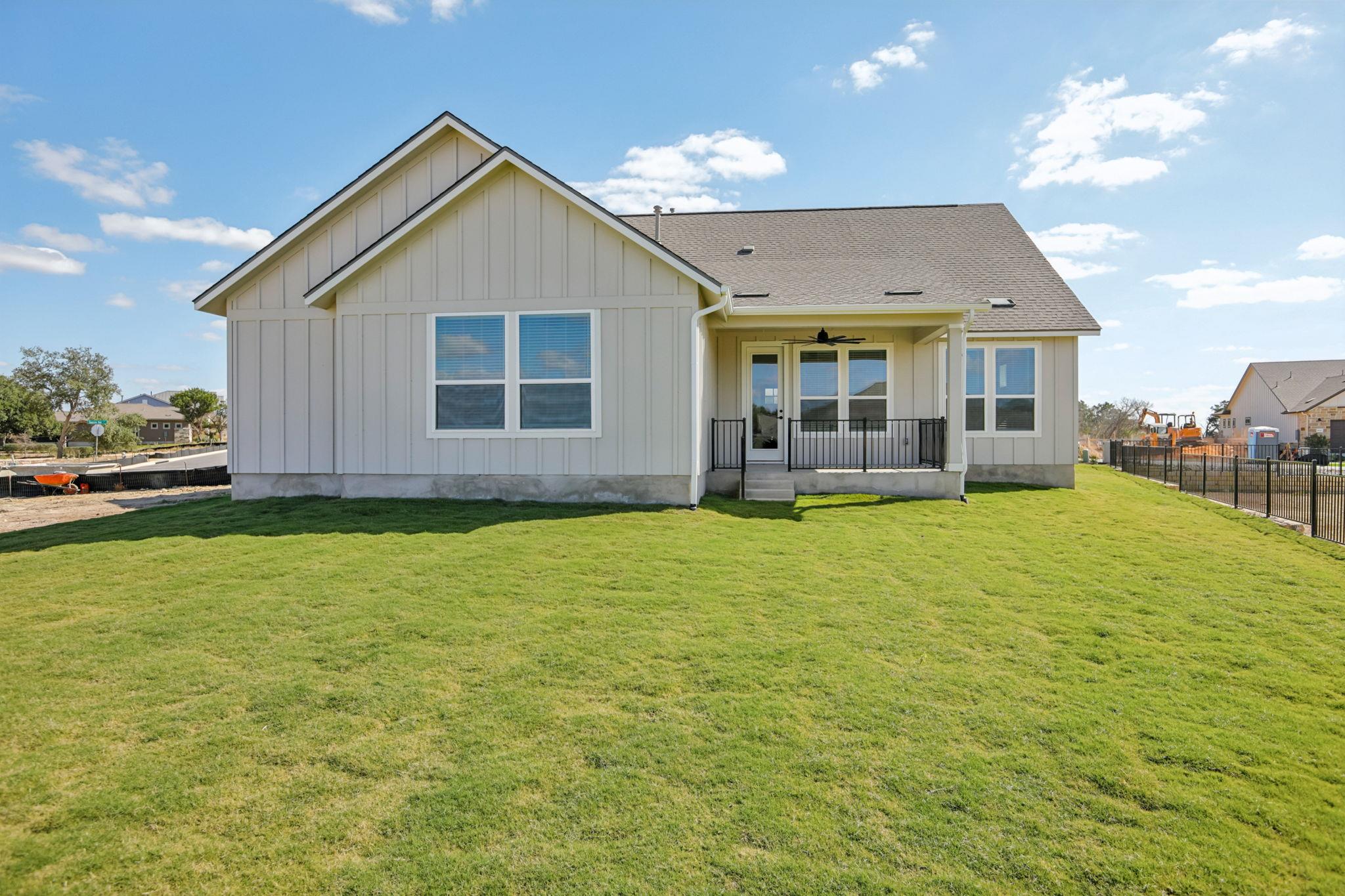 1851 Dancing Oak Ln, San Marcos, TX 78666