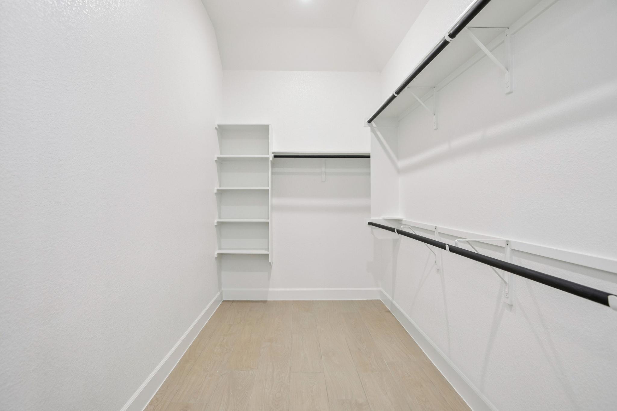 1851 Dancing Oak Ln, San Marcos, TX 78666