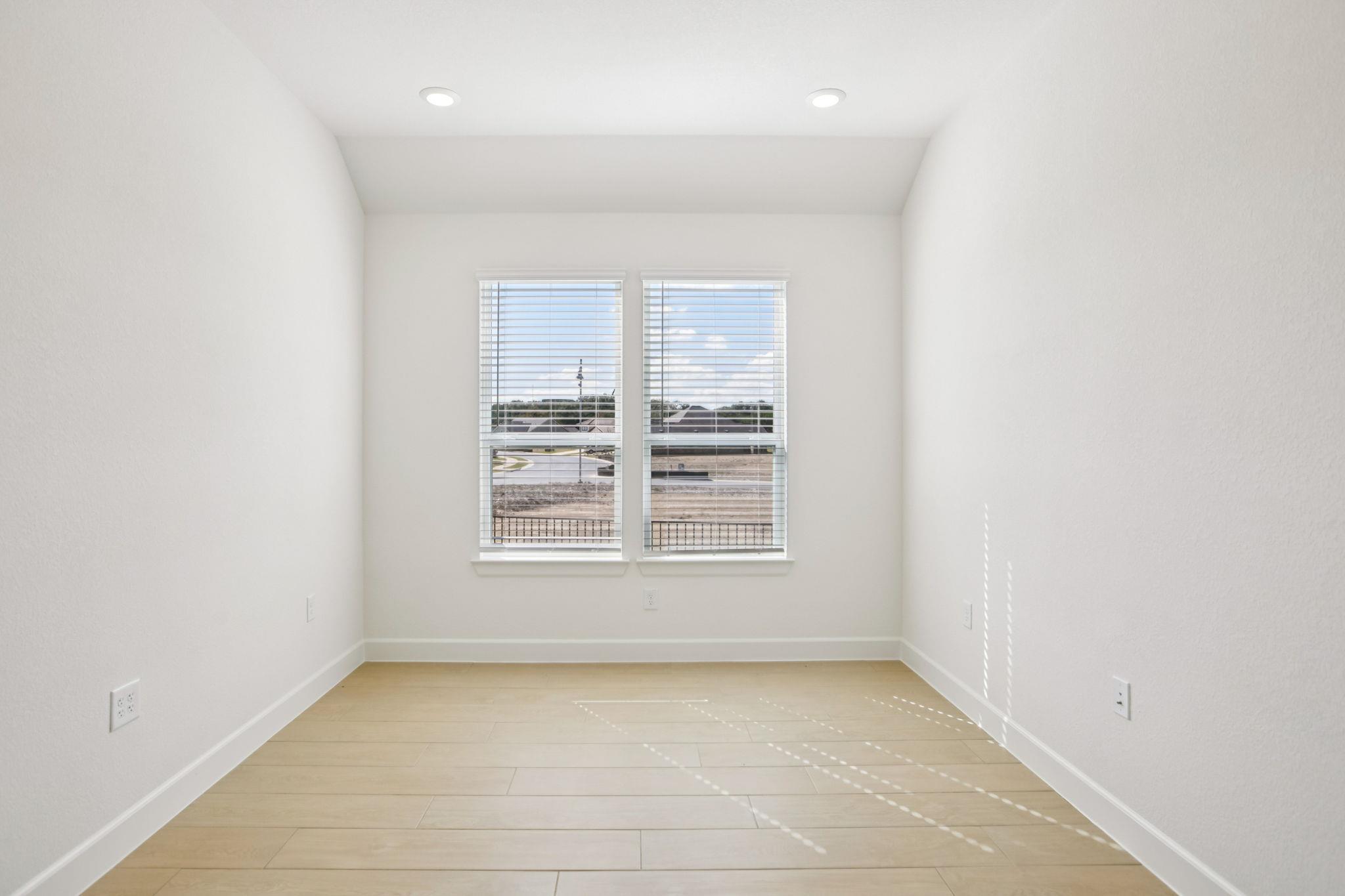 1851 Dancing Oak Ln, San Marcos, TX 78666