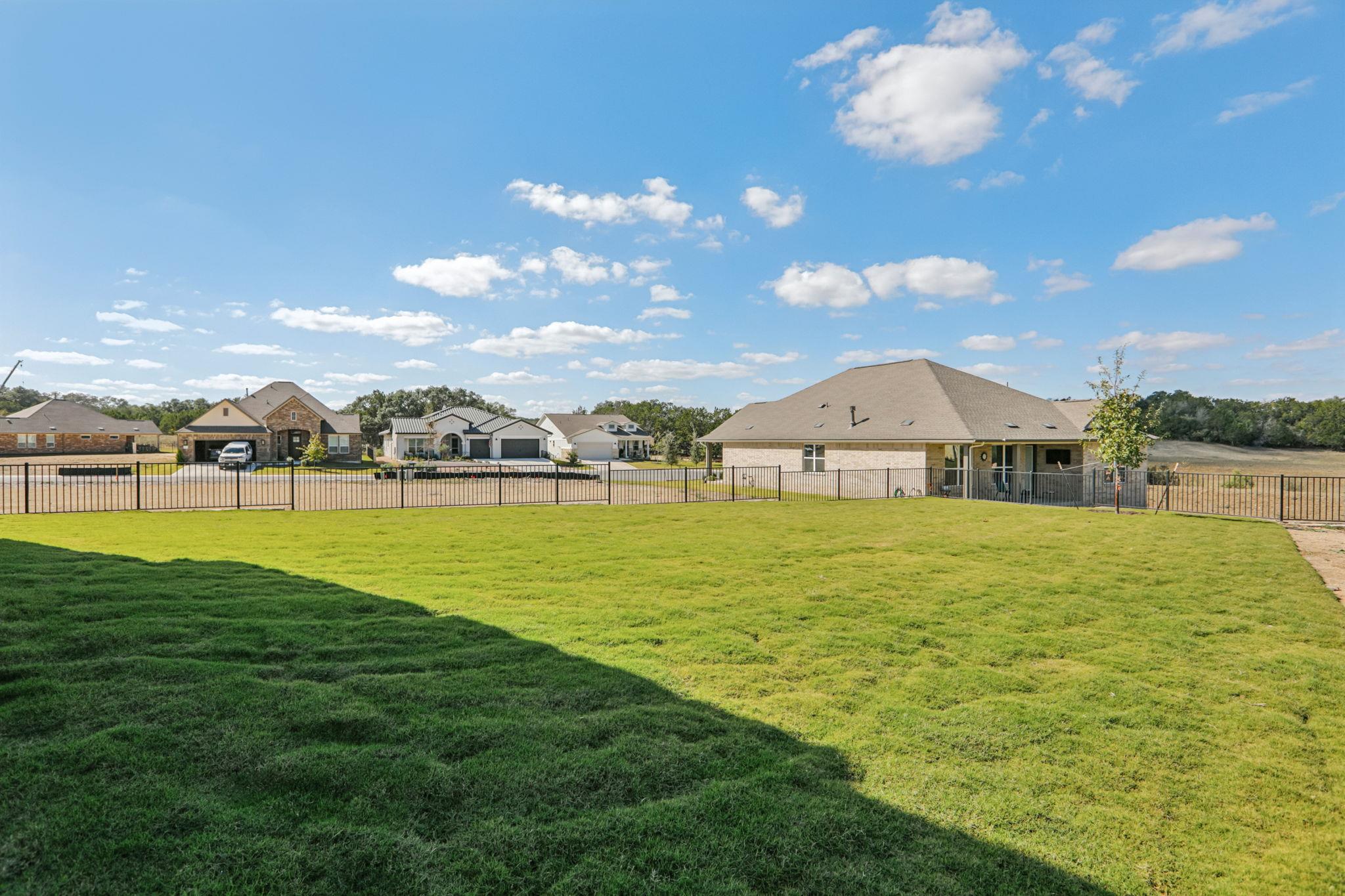 1851 Dancing Oak Ln, San Marcos, TX 78666