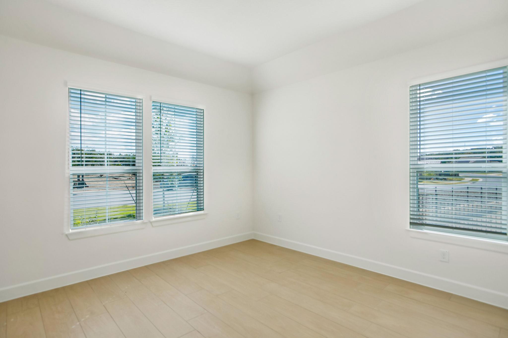 1851 Dancing Oak Ln, San Marcos, TX 78666